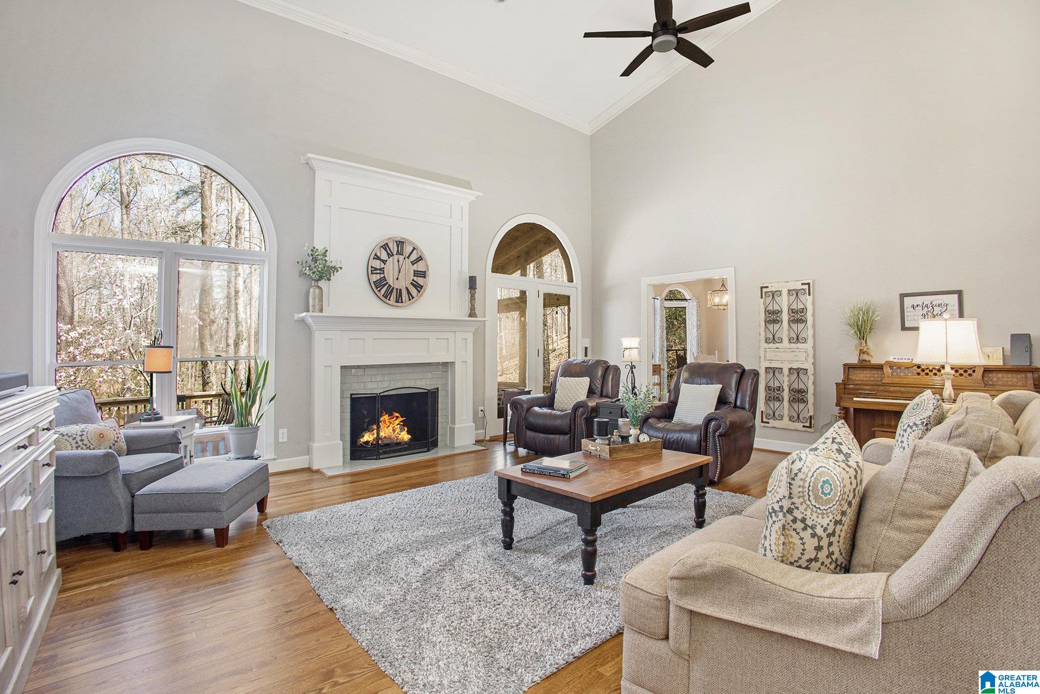 1562 FAIRWAY VIEW DRIVE