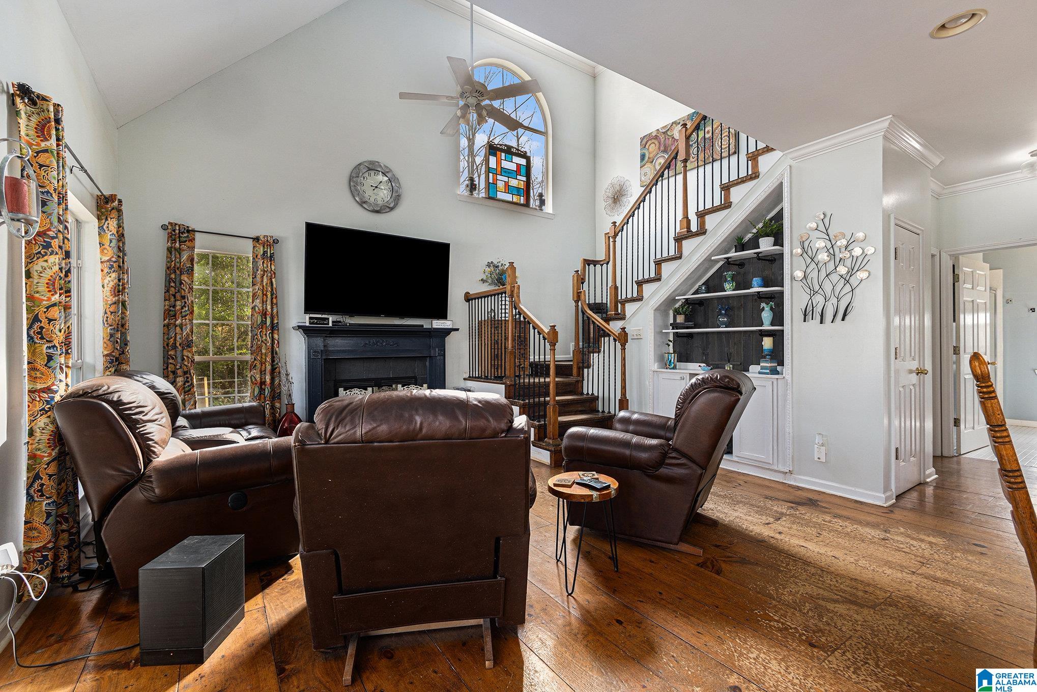 17 CHAROB LAKE TRAIL