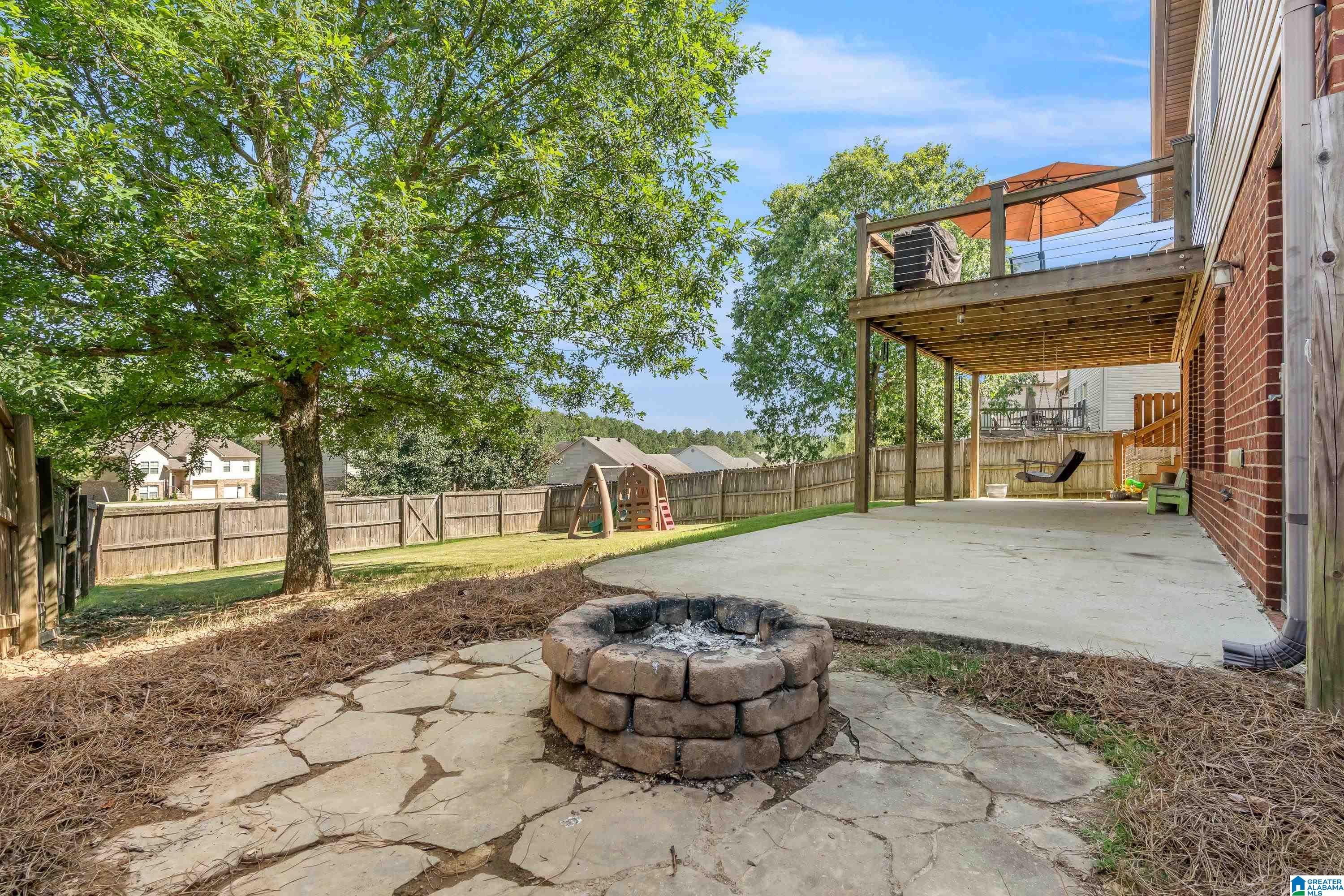 915 BROOKHAVEN DRIVE
