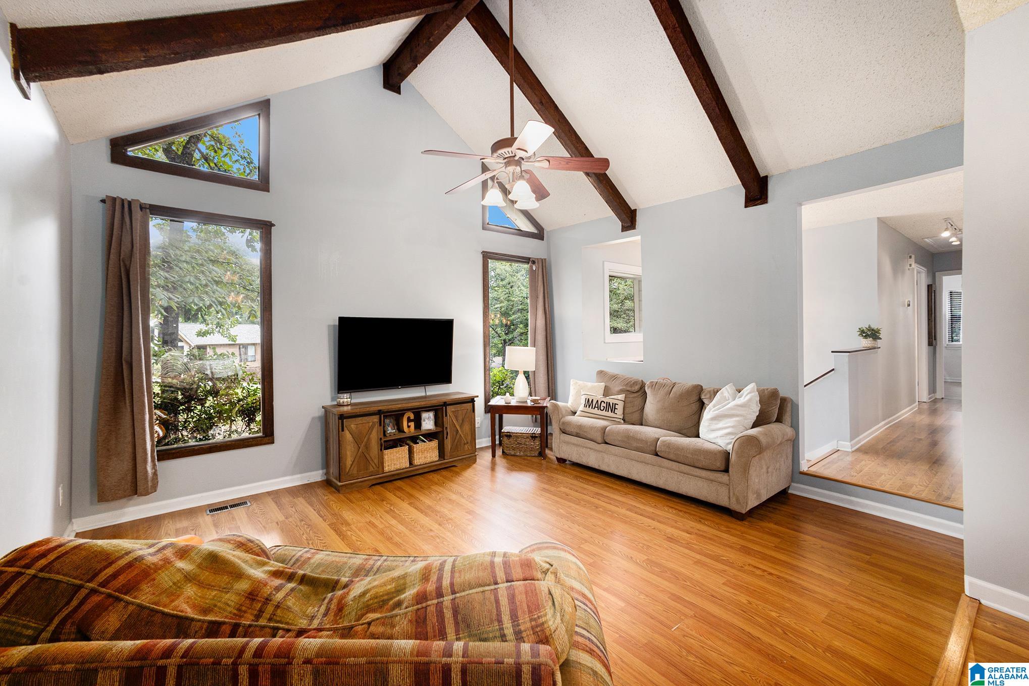 116 WHITECAP CIRCLE
