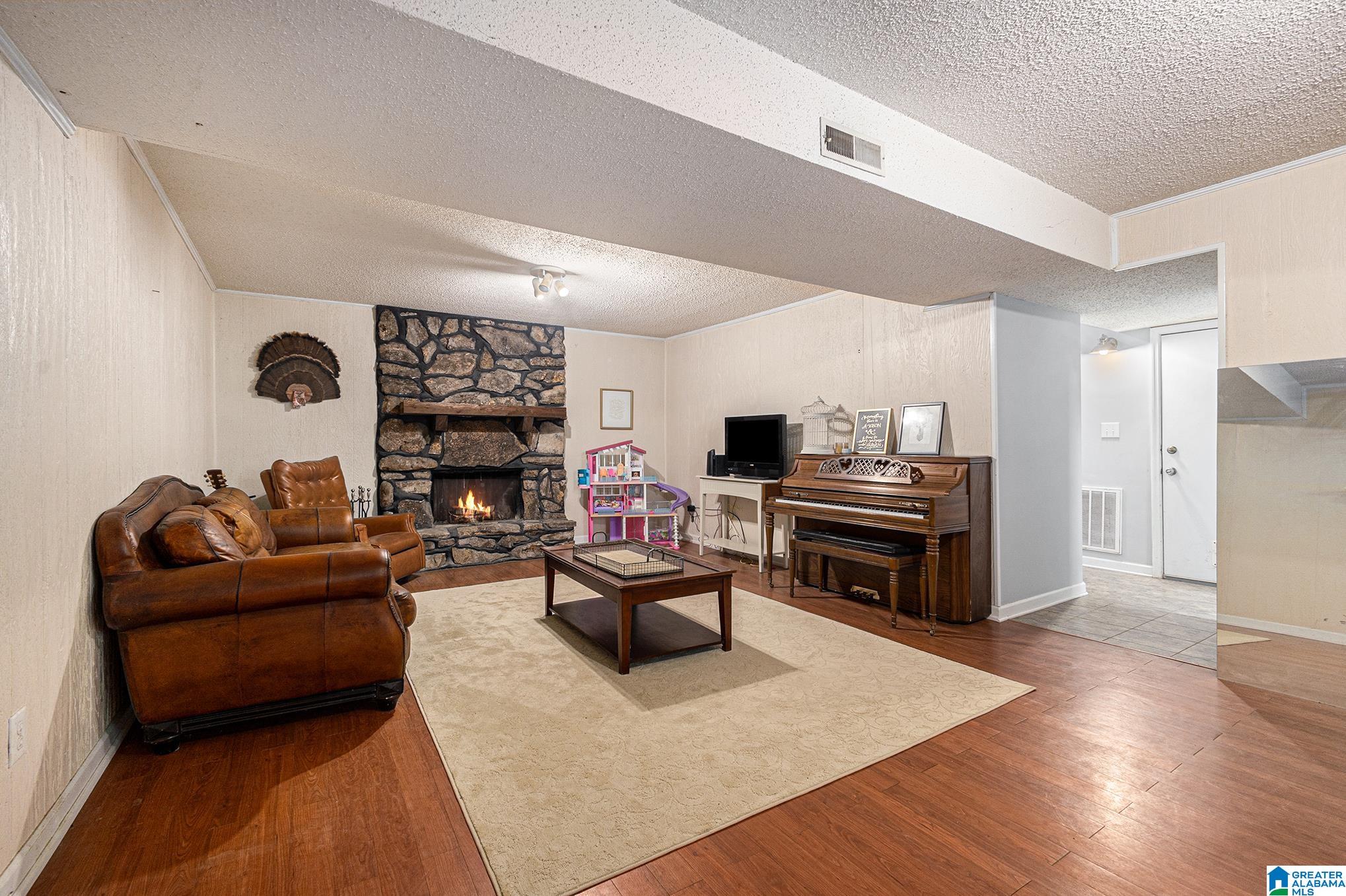 116 WHITECAP CIRCLE