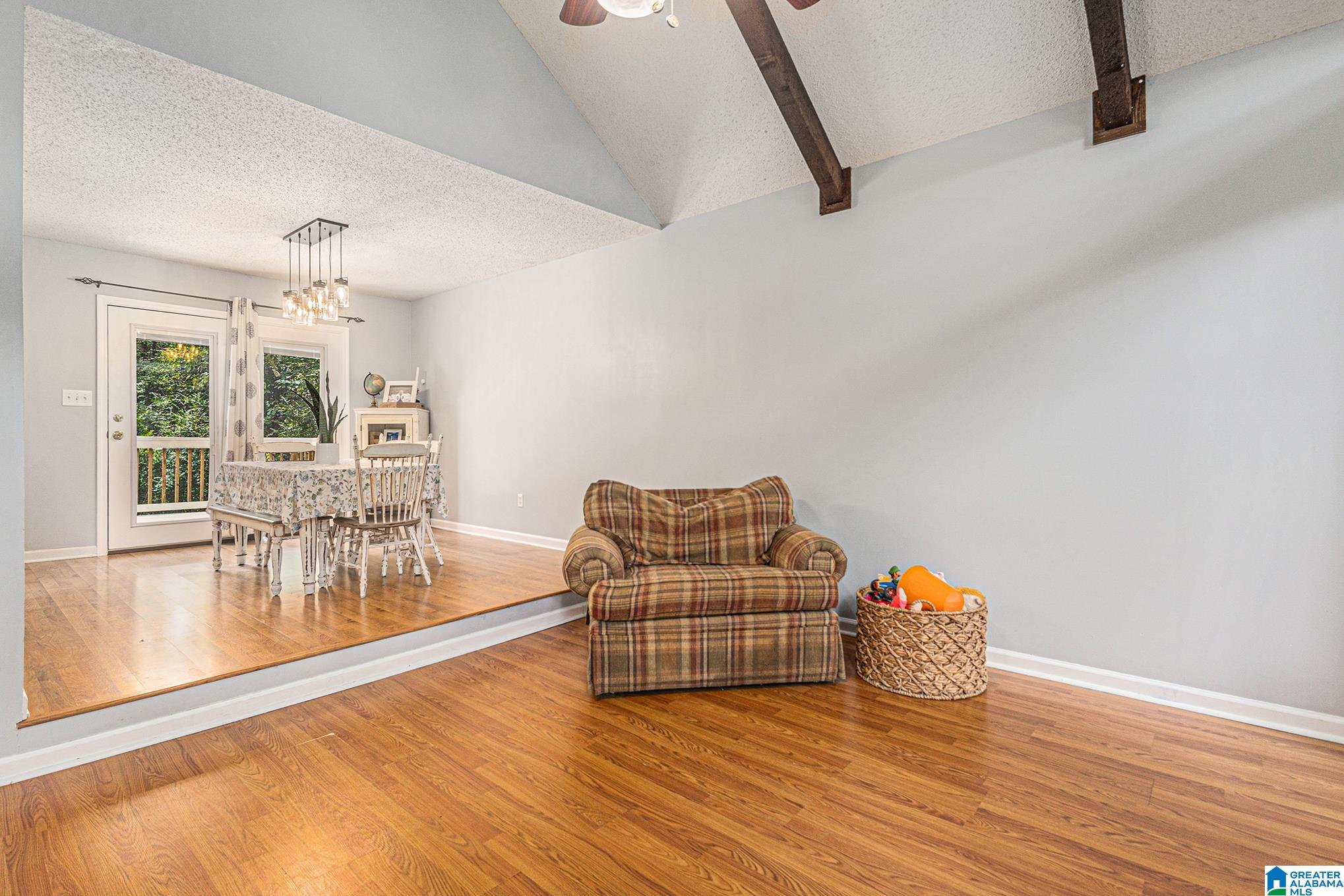 116 WHITECAP CIRCLE