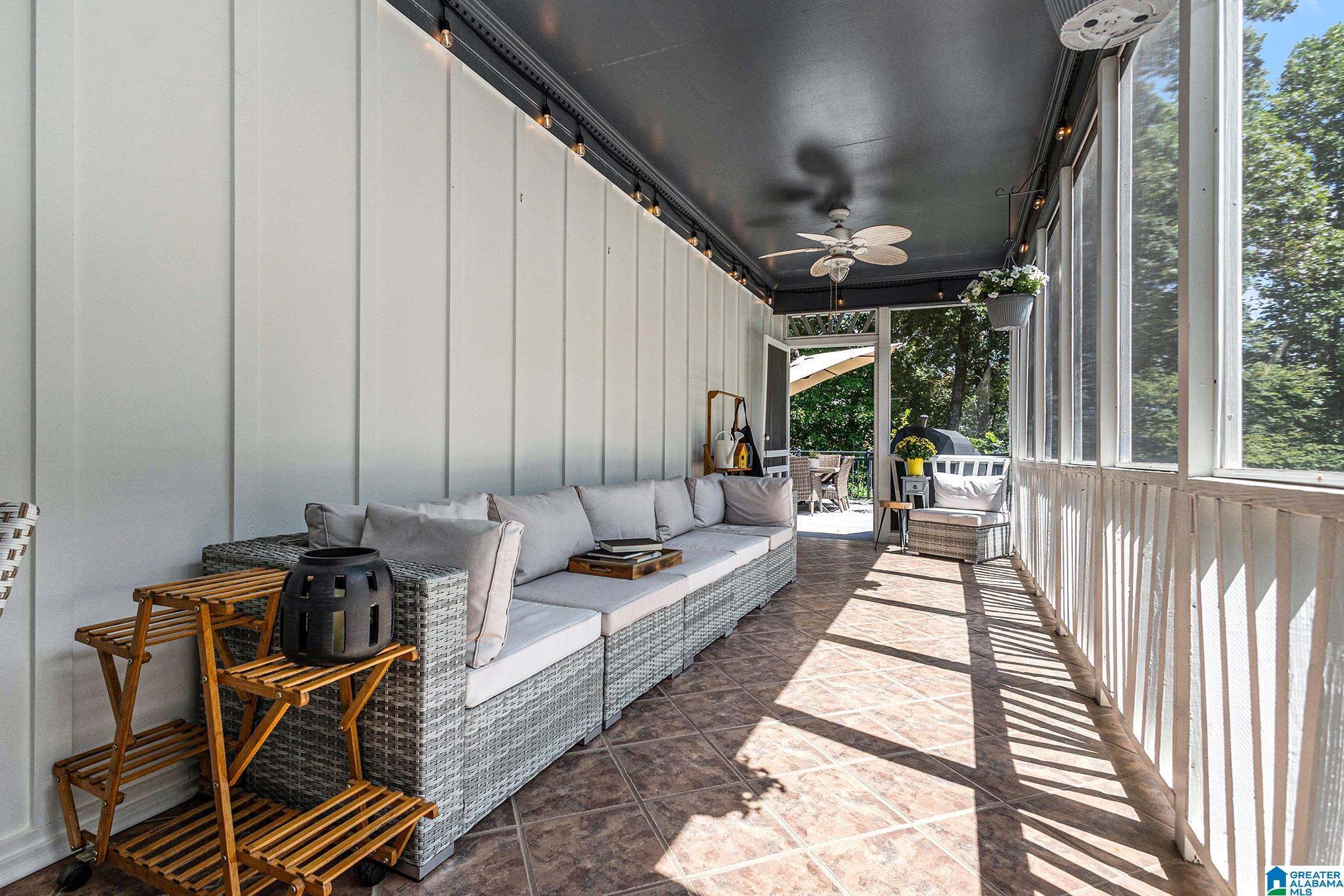 705 OAKLINE CIRCLE