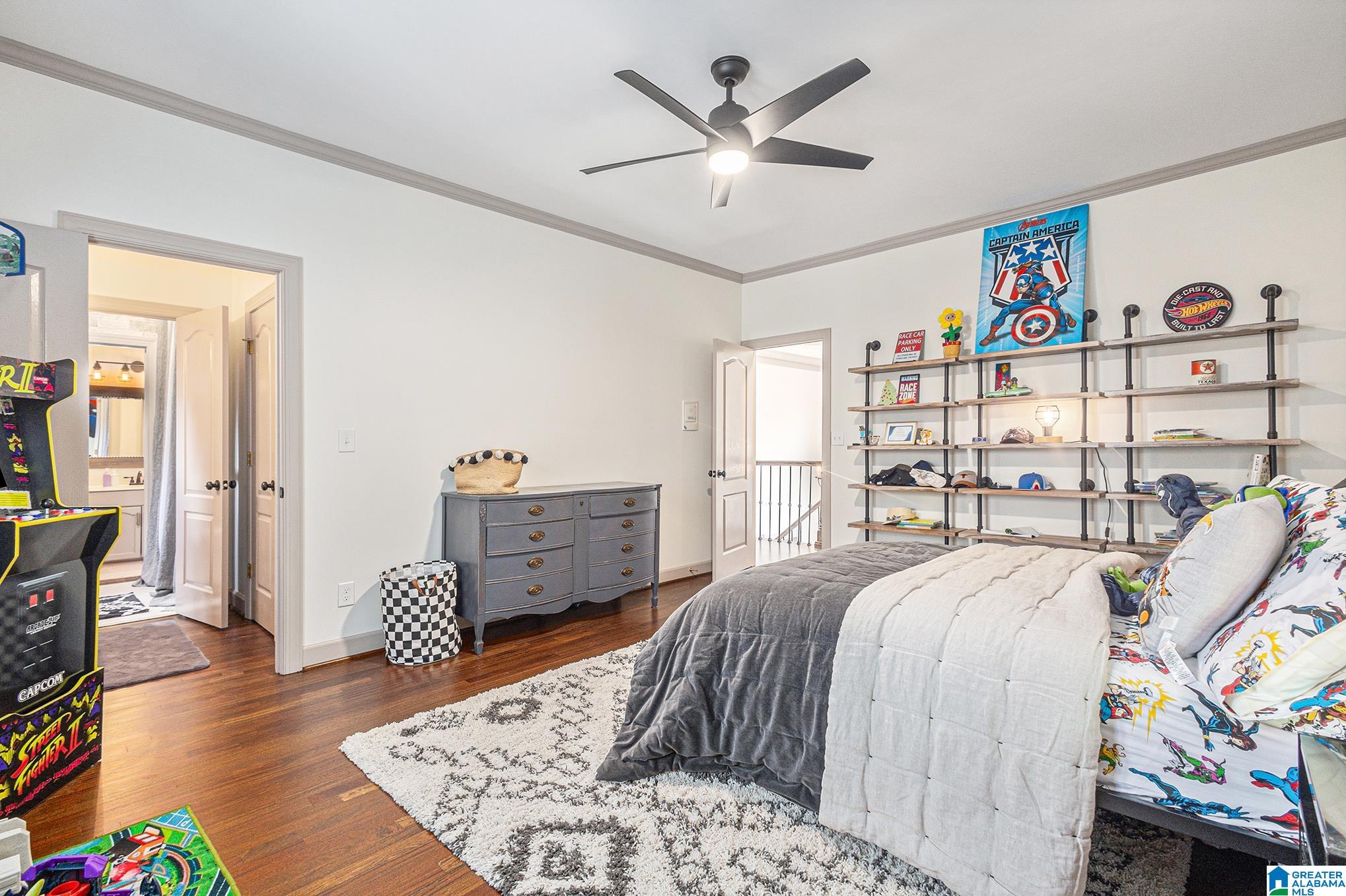 705 OAKLINE CIRCLE