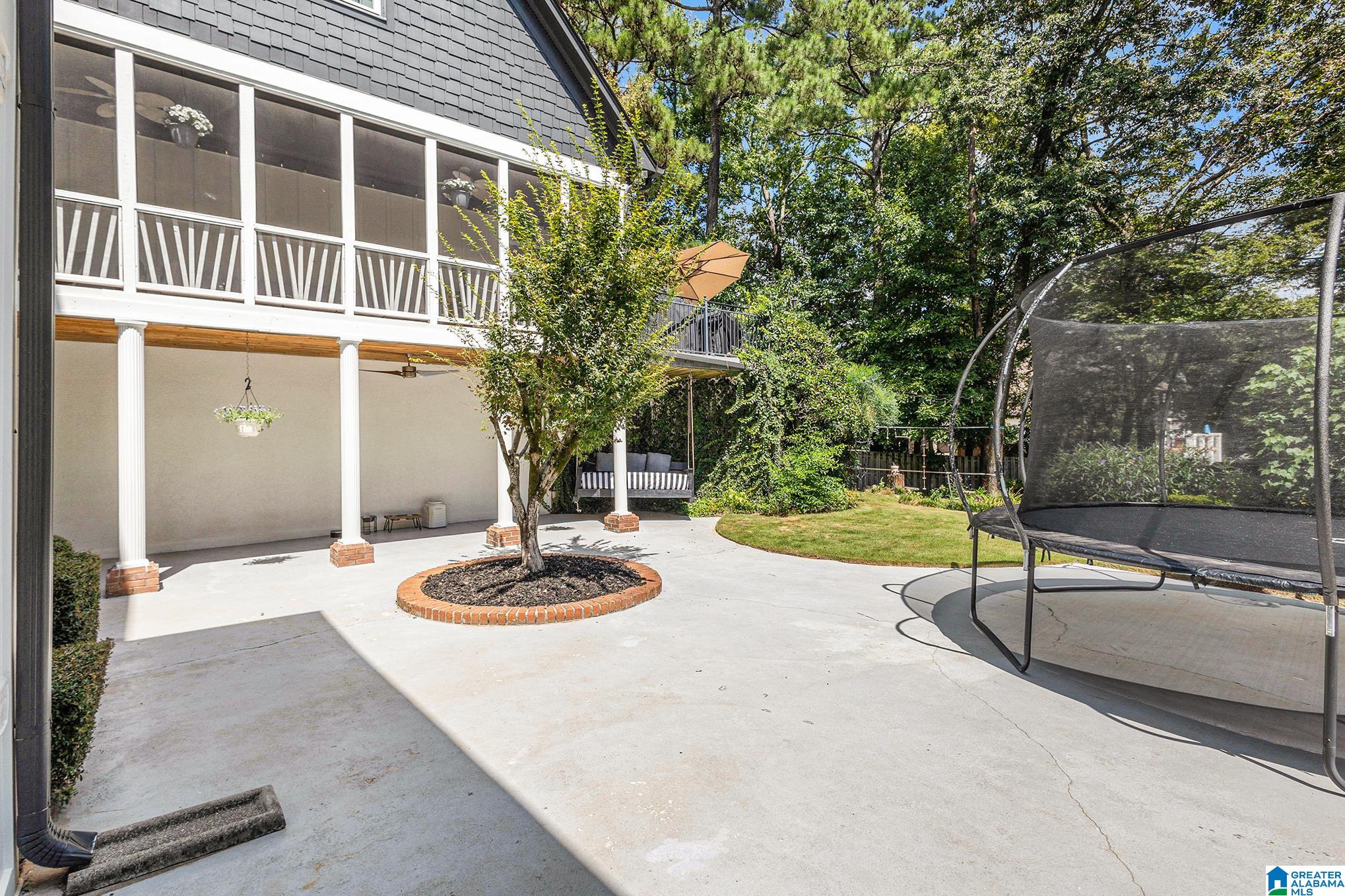 705 OAKLINE CIRCLE