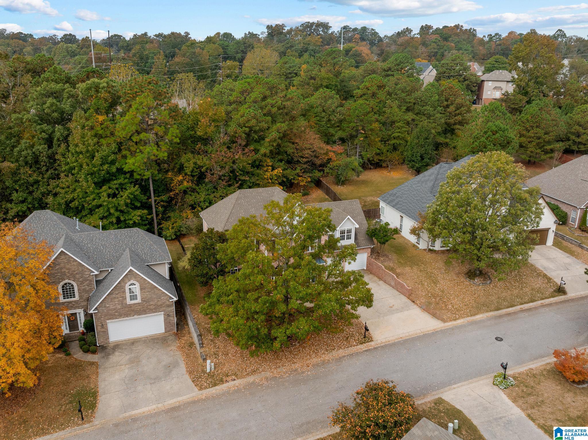 561 WHITE STONE WAY