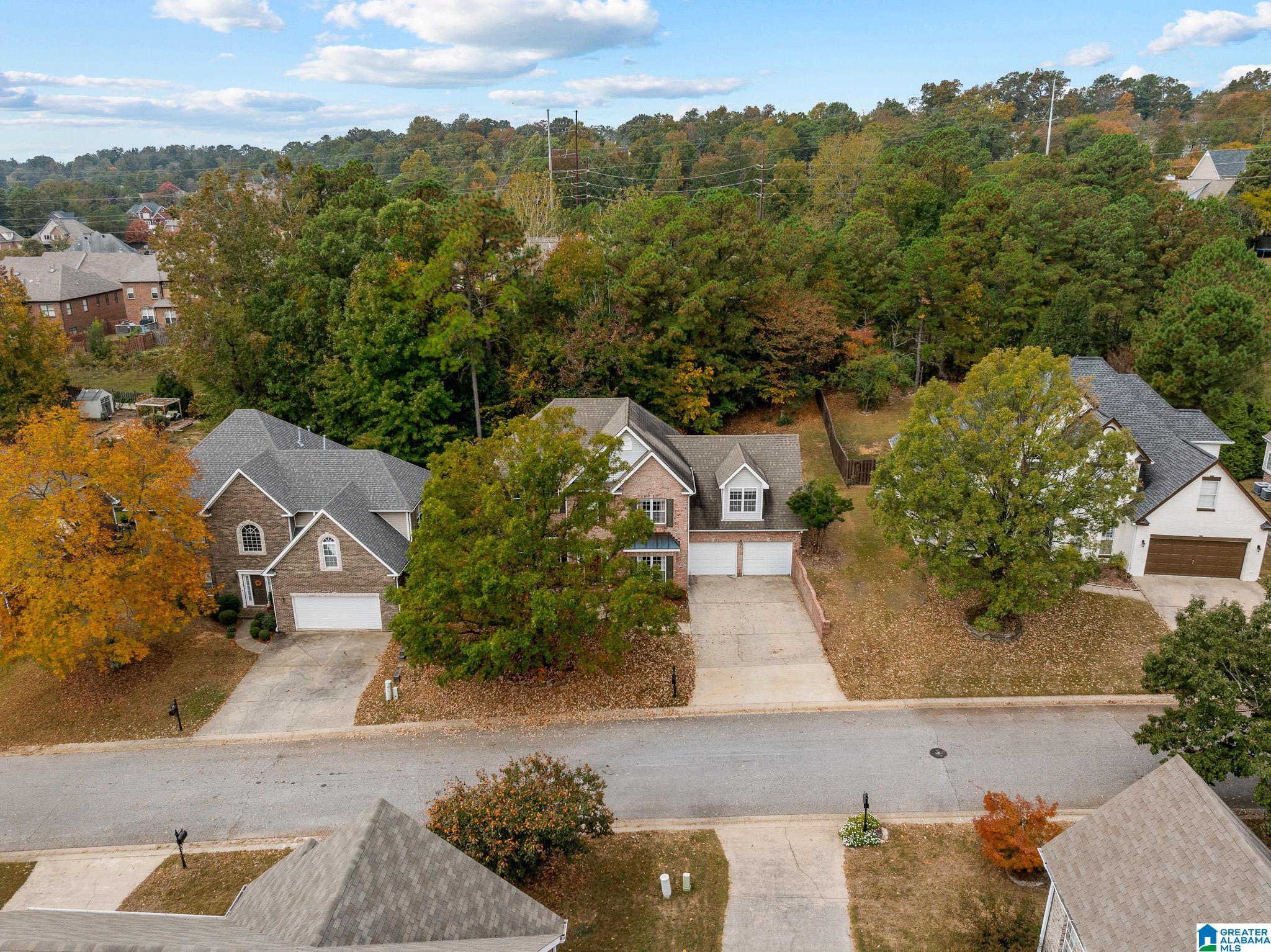 561 WHITE STONE WAY