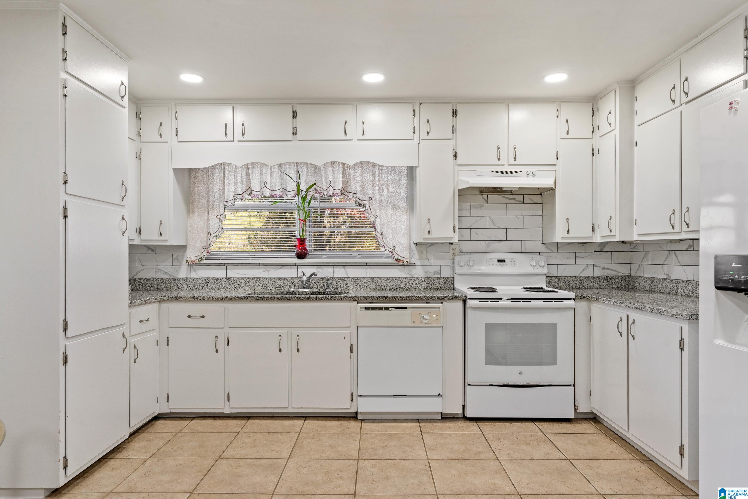 5412 DUG HOLLOW ROAD