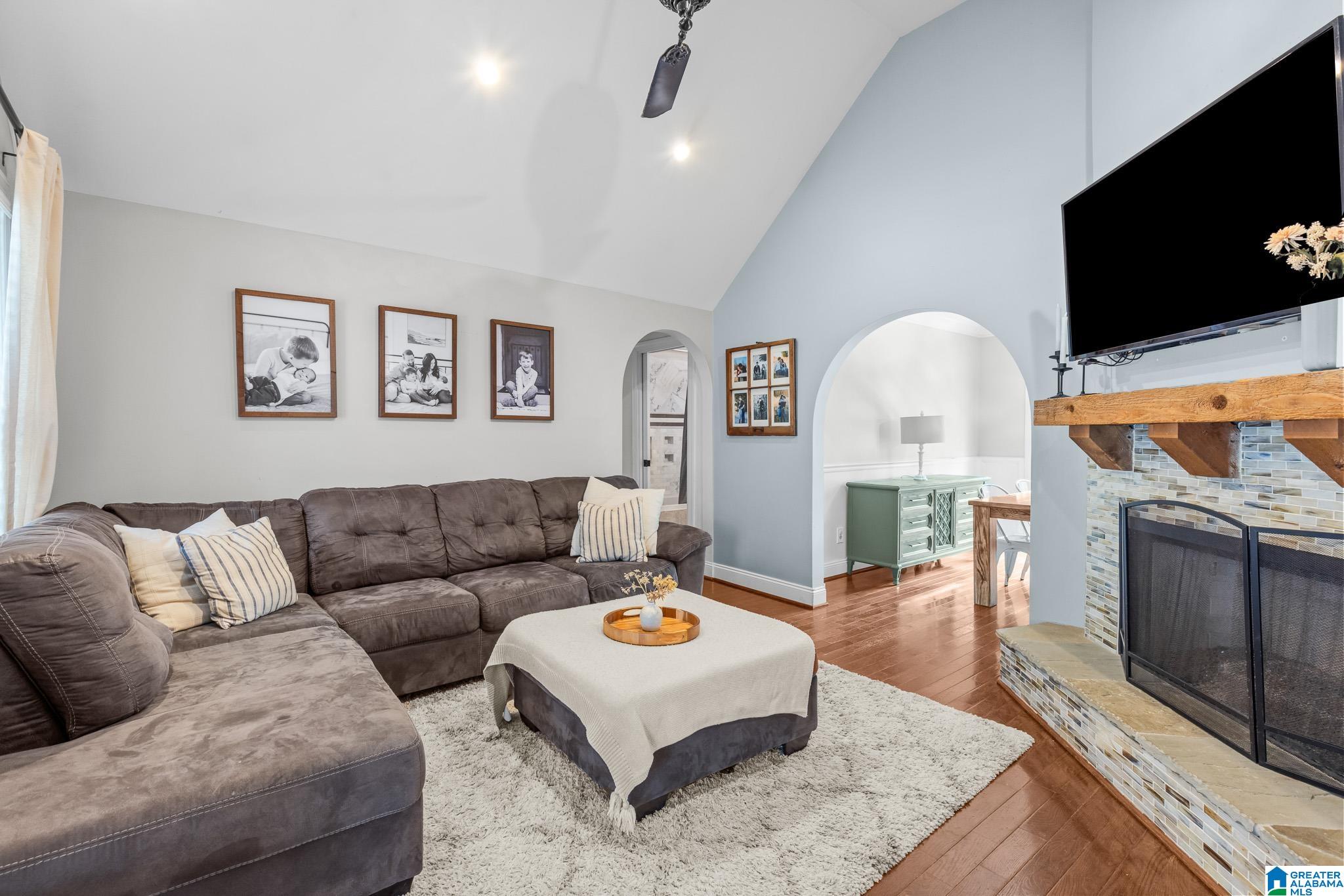 4352 MORNINGSIDE DRIVE