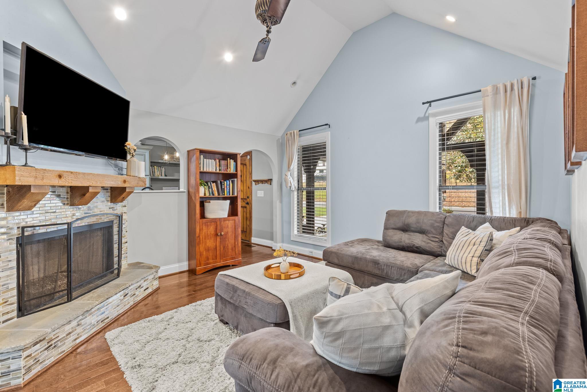 4352 MORNINGSIDE DRIVE