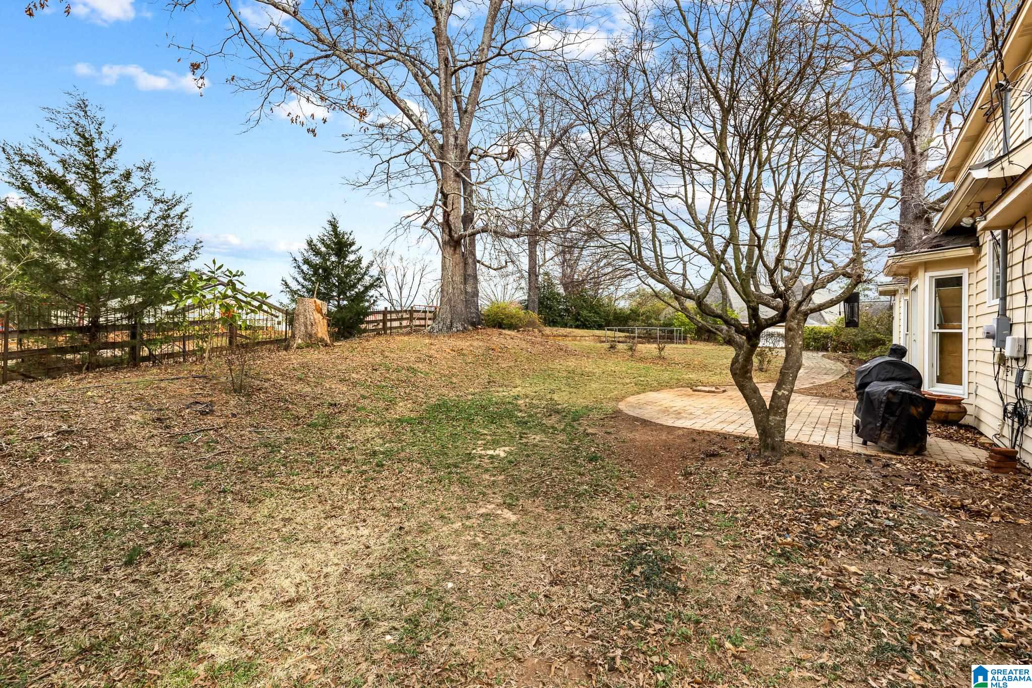 1938 PLEASANT RIDGE LOOP