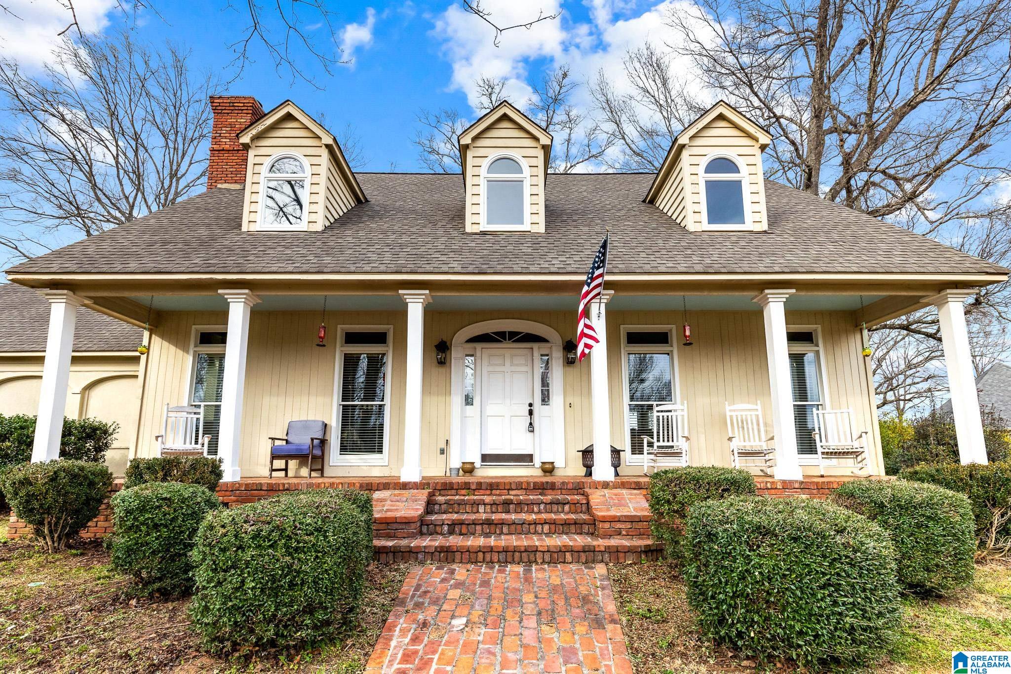1938 PLEASANT RIDGE LOOP