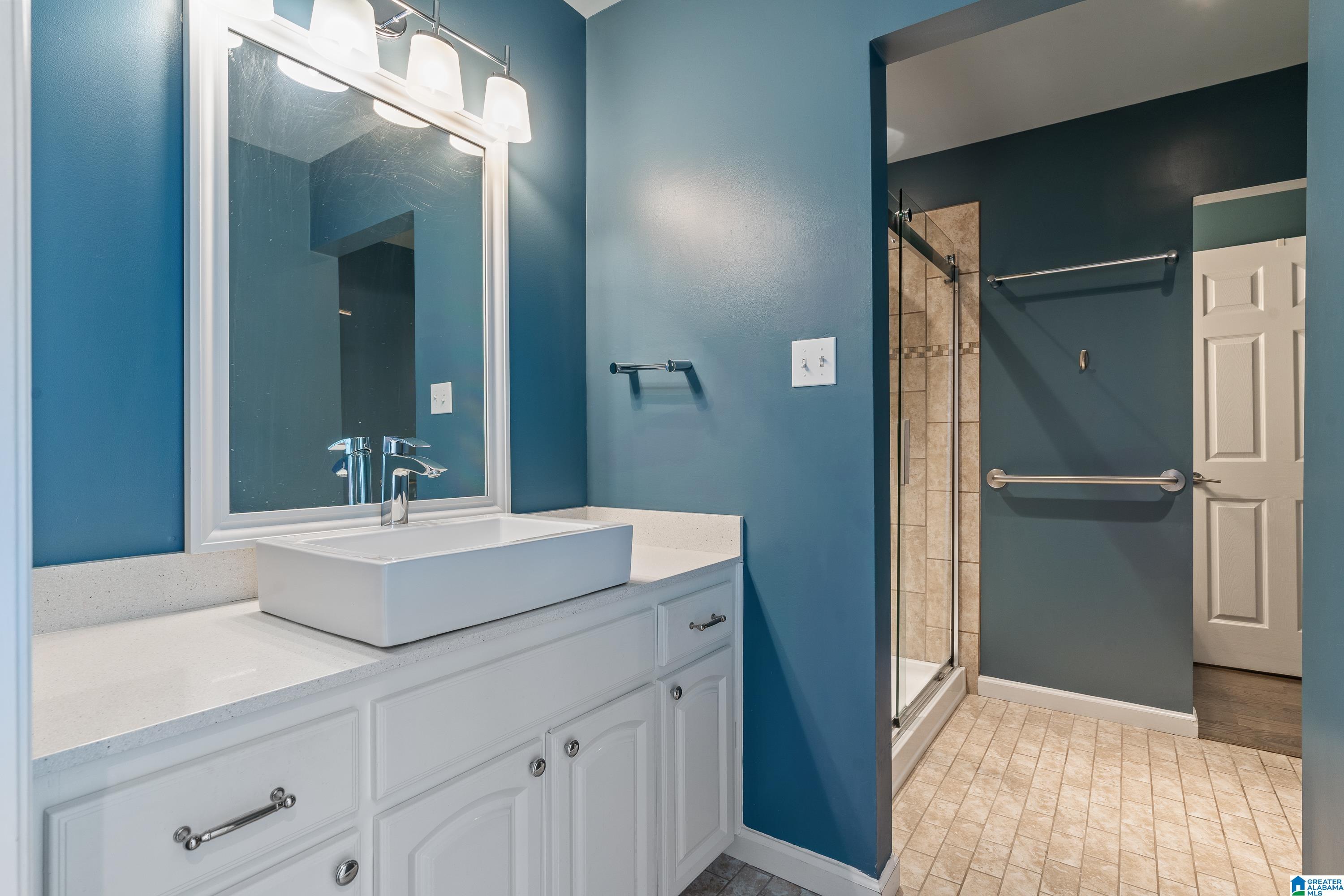 2400 CANDLEBROOK DRIVE