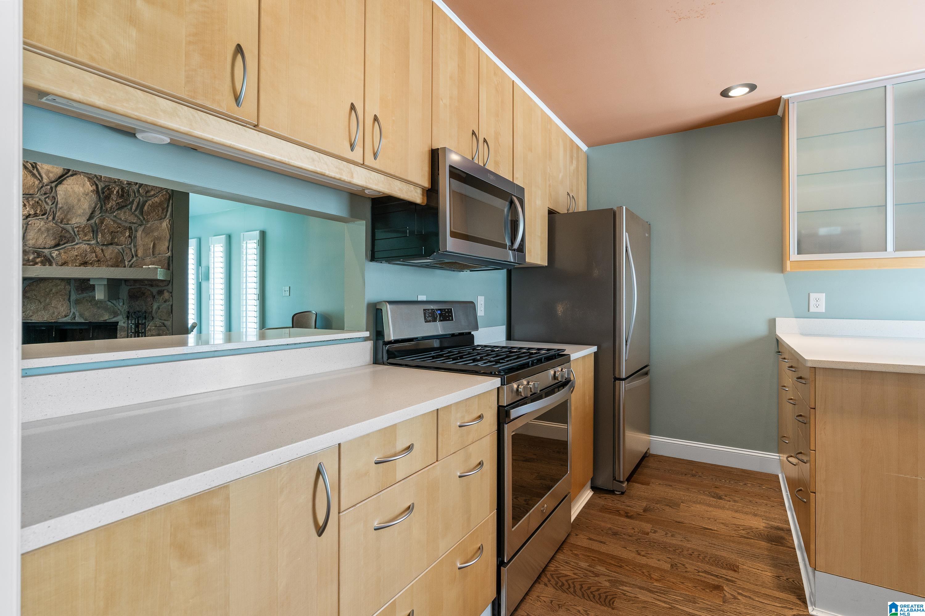 2400 CANDLEBROOK DRIVE