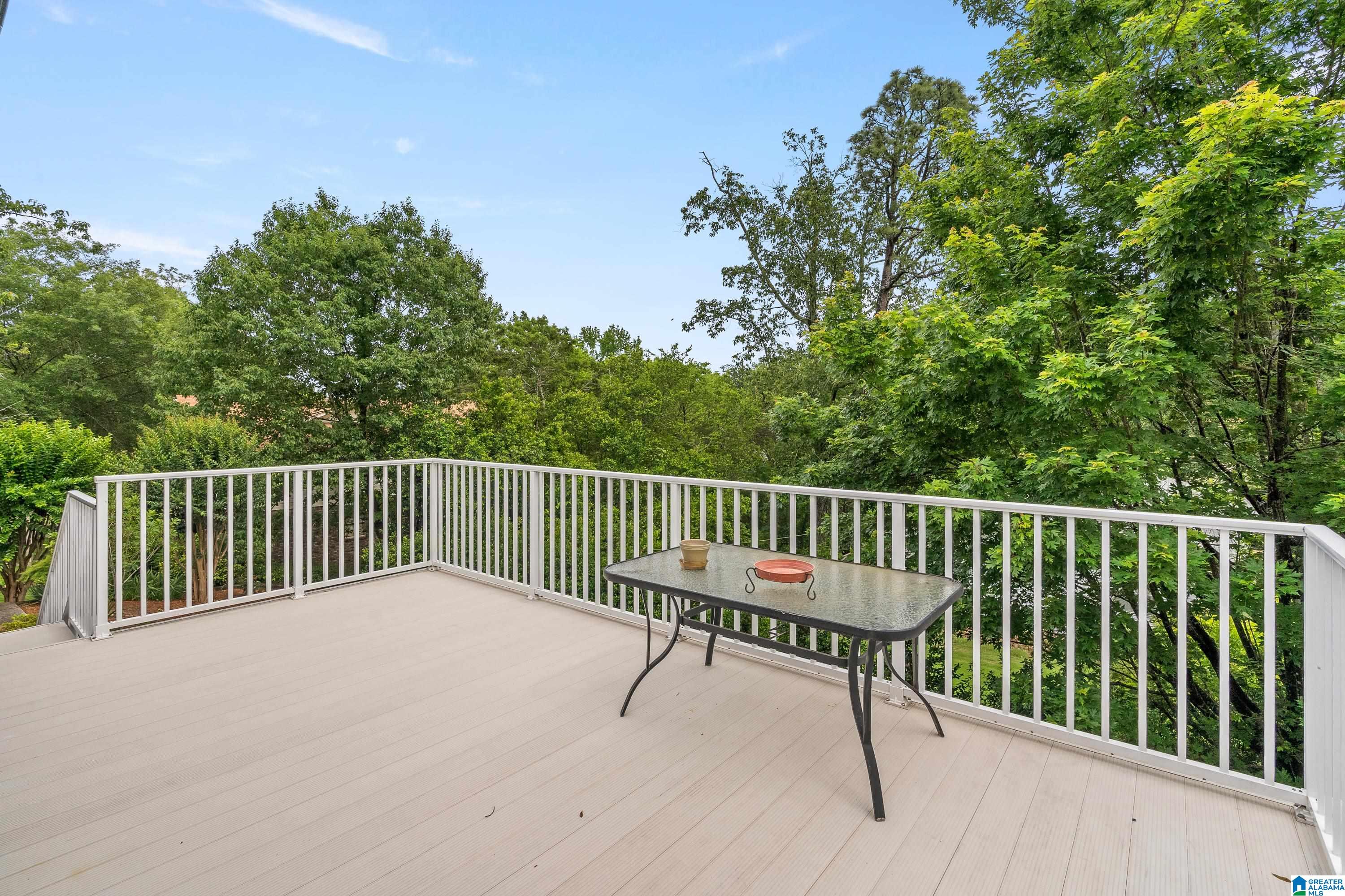 2400 CANDLEBROOK DRIVE