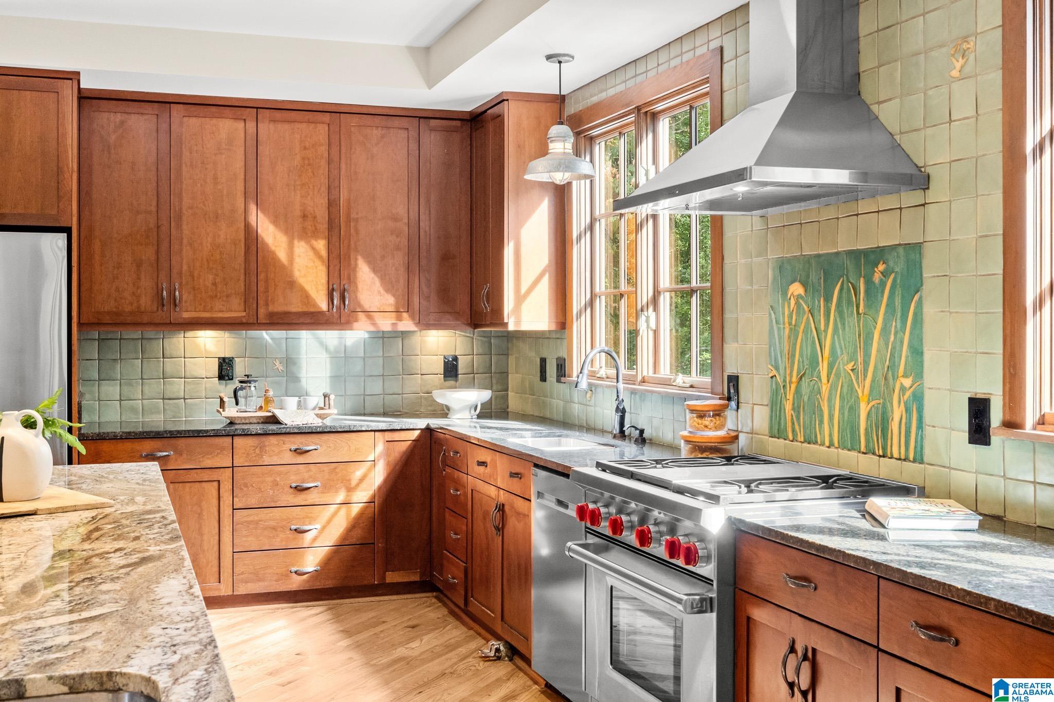 2055 RIDGE LAKE DRIVE