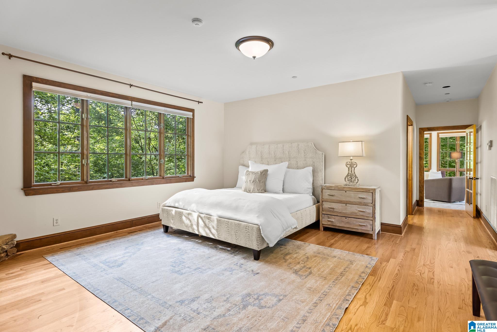 2055 RIDGE LAKE DRIVE