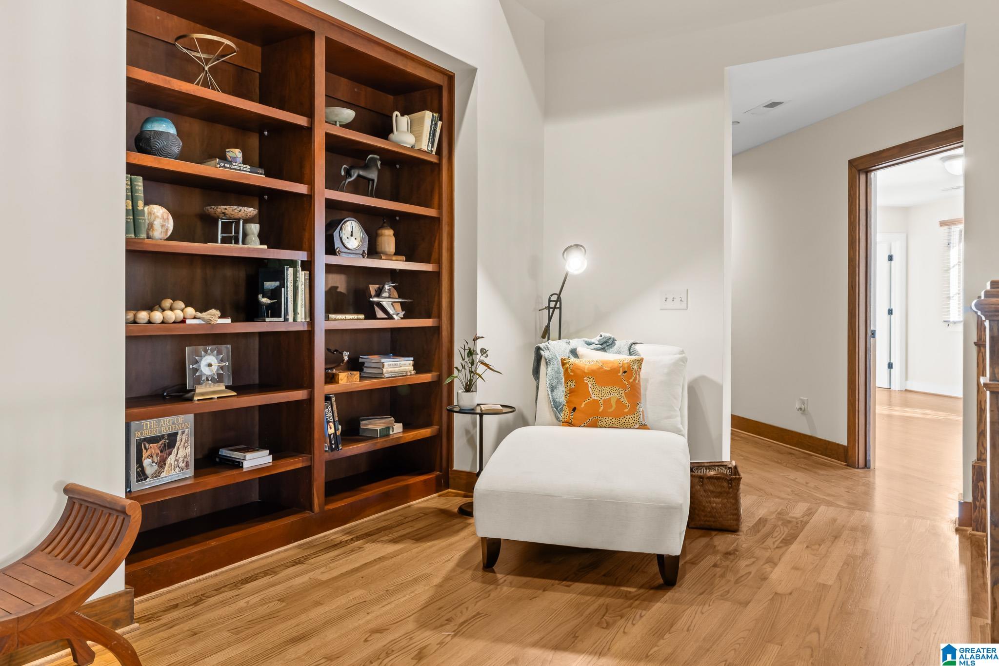 2055 RIDGE LAKE DRIVE