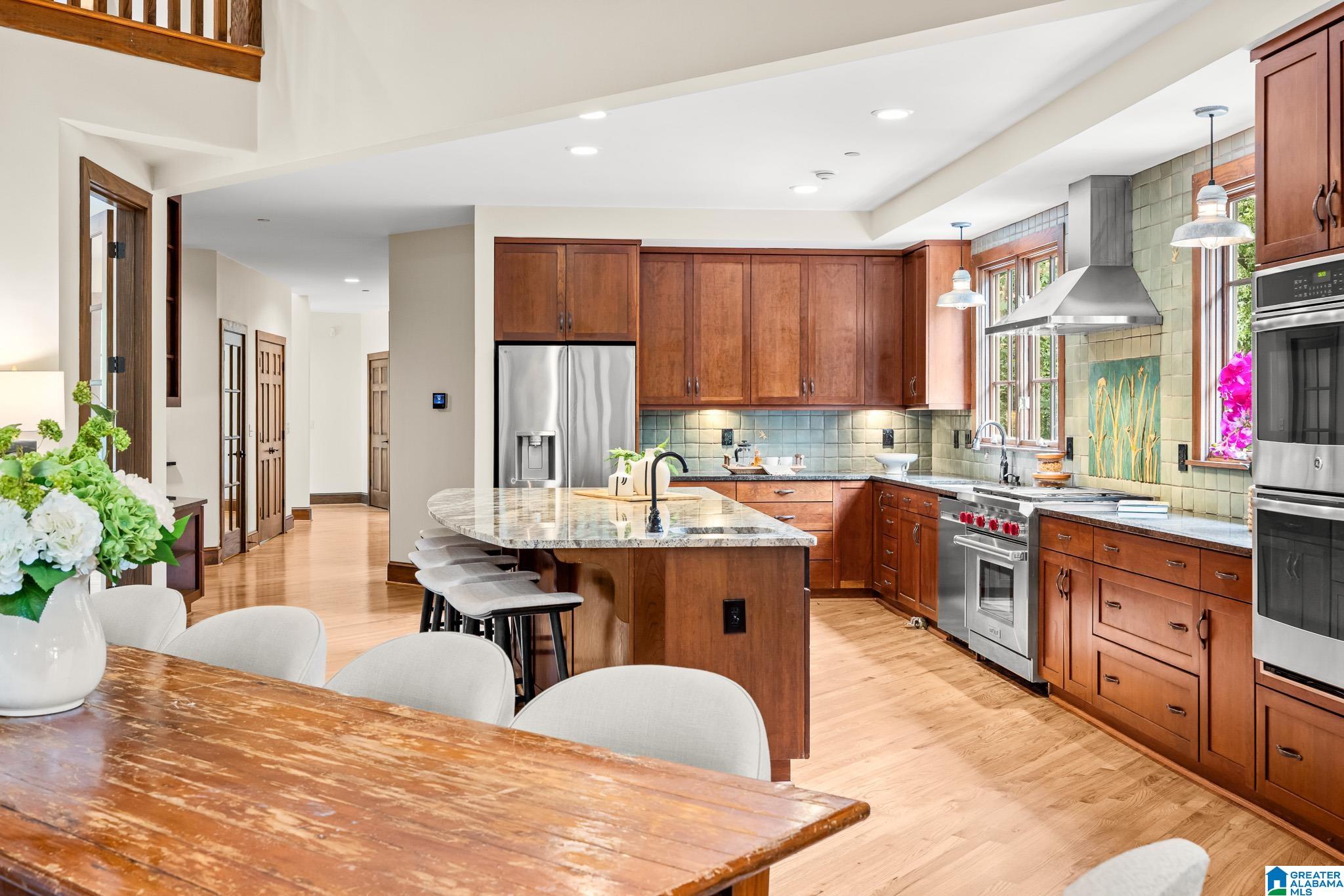 2055 RIDGE LAKE DRIVE