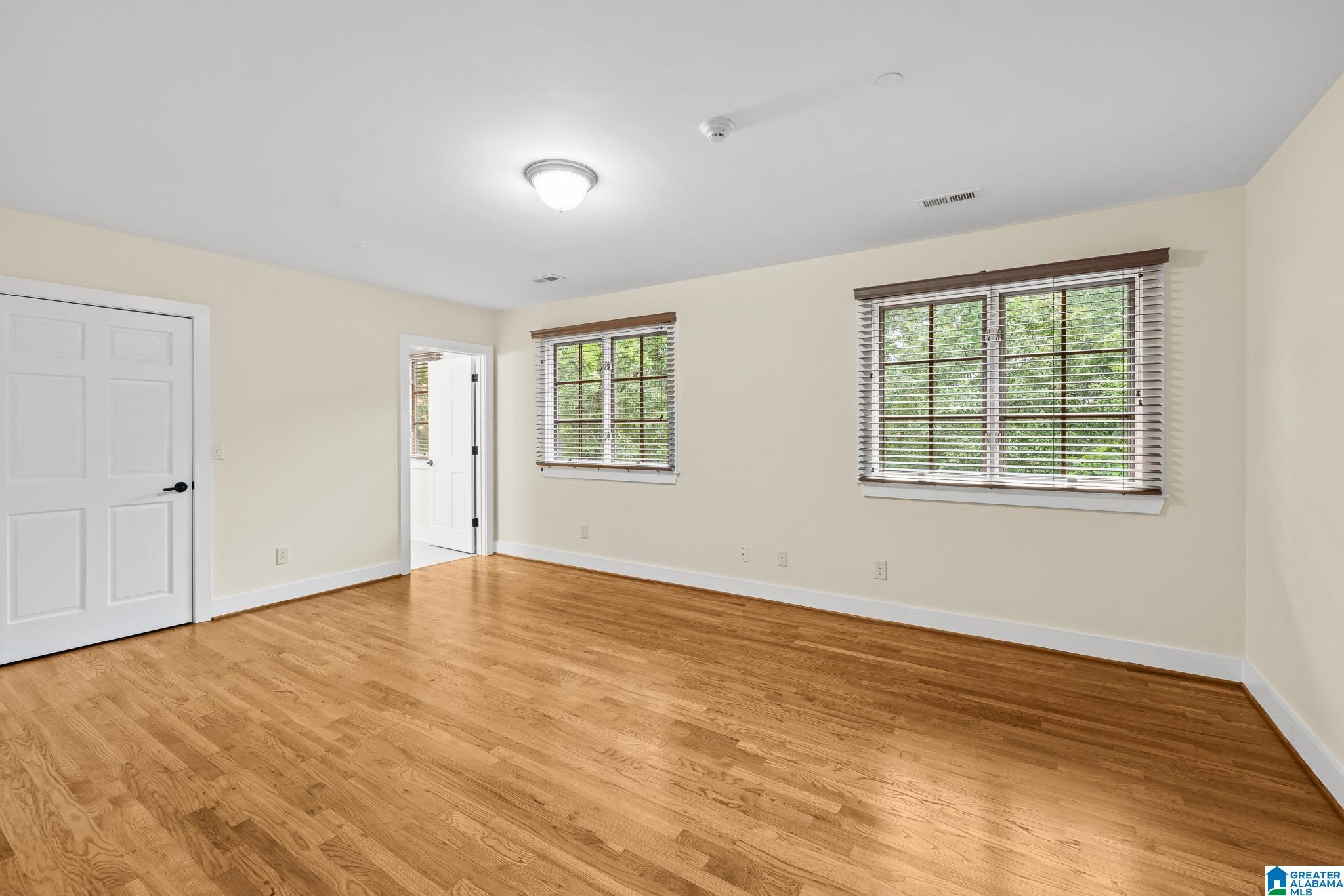 2055 RIDGE LAKE DRIVE