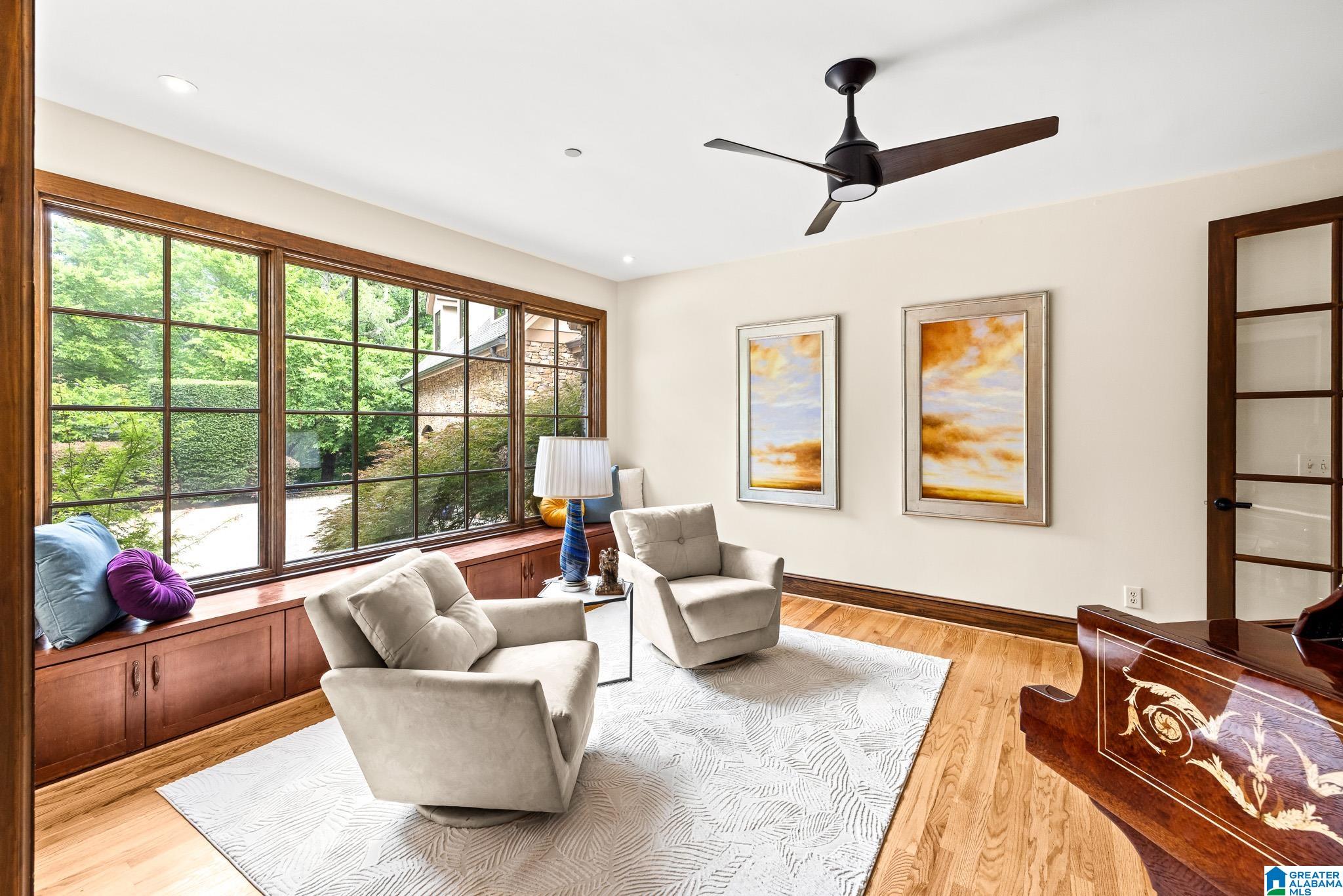 2055 RIDGE LAKE DRIVE