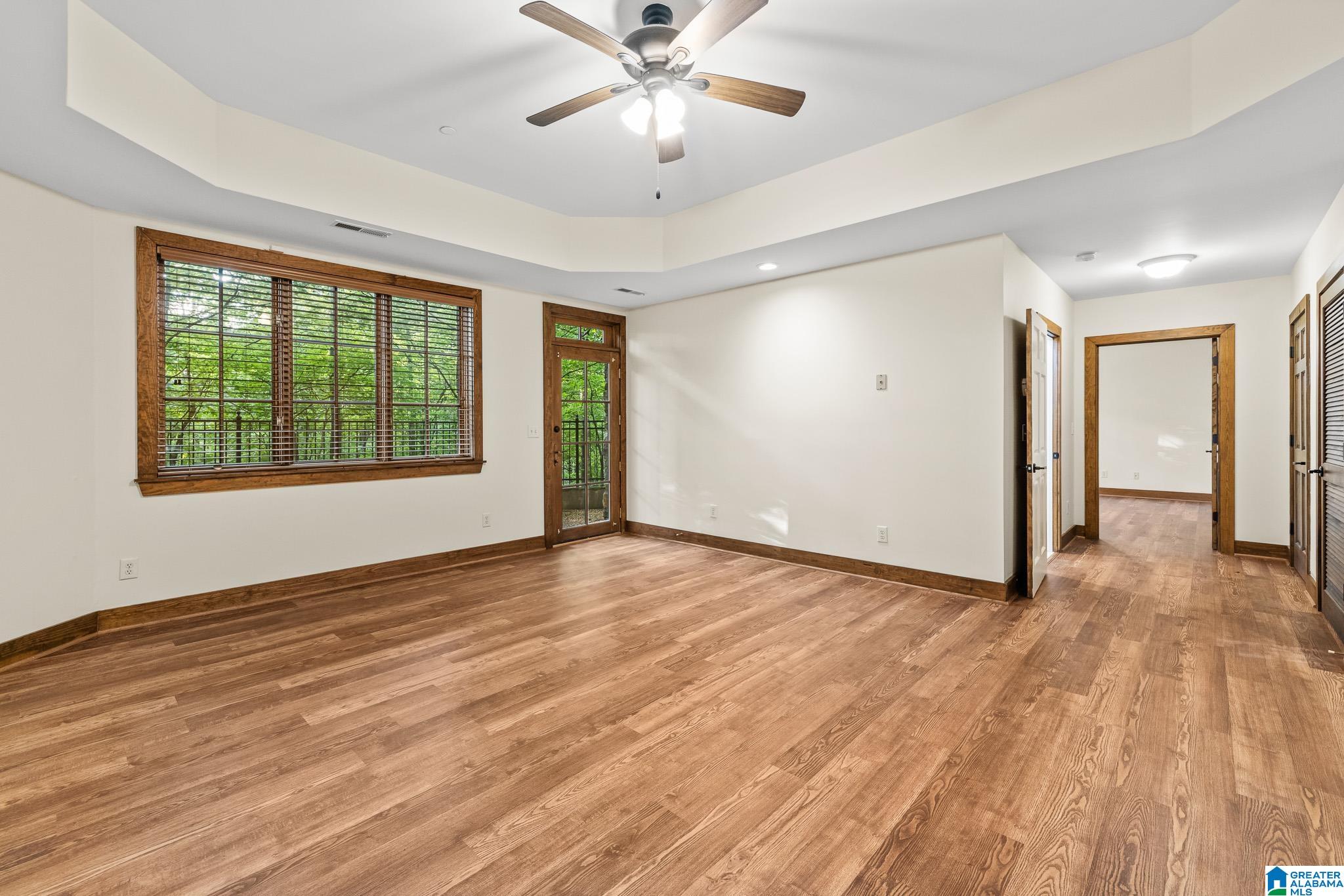 2055 RIDGE LAKE DRIVE