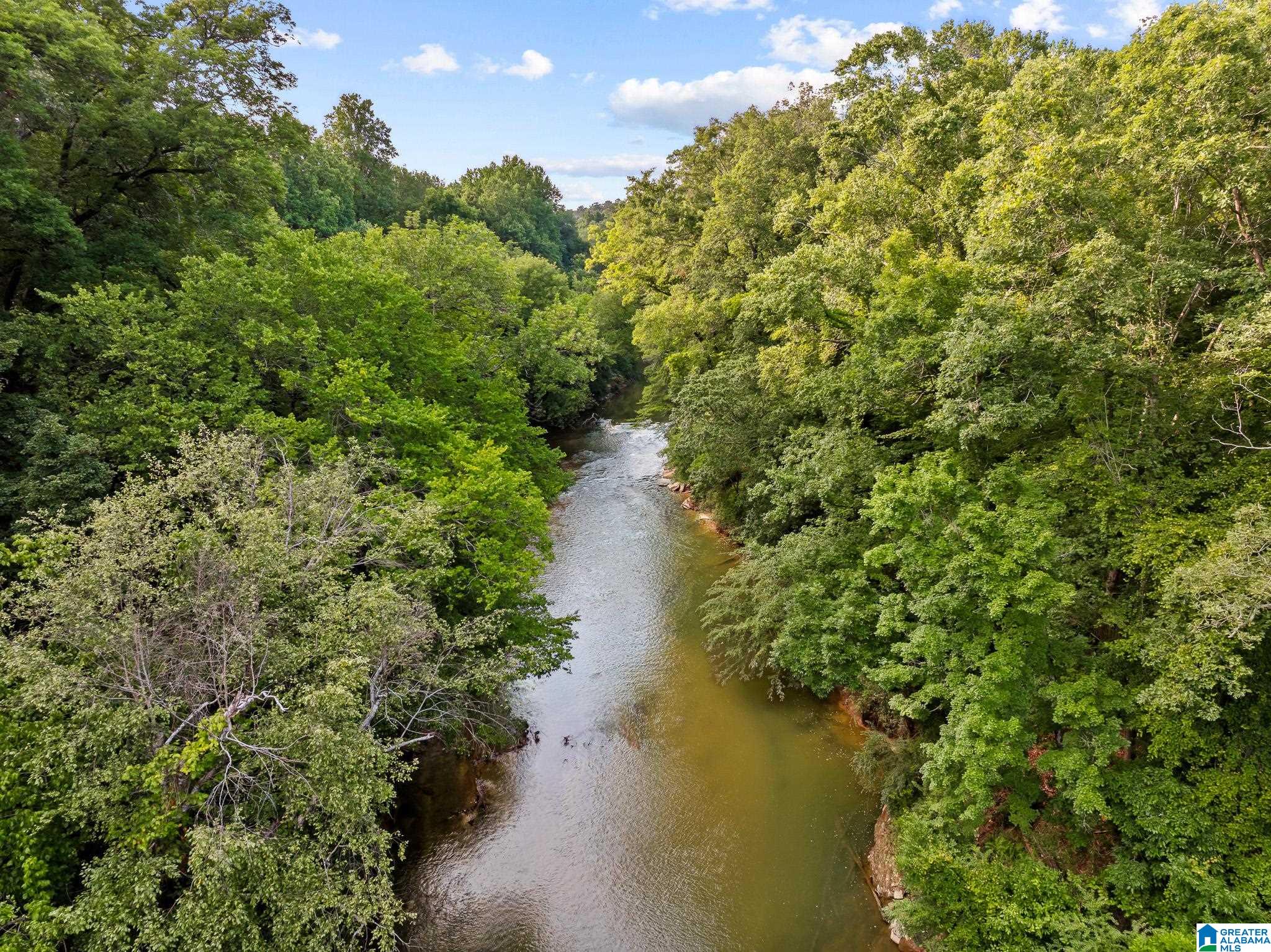 2055 RIDGE LAKE DRIVE