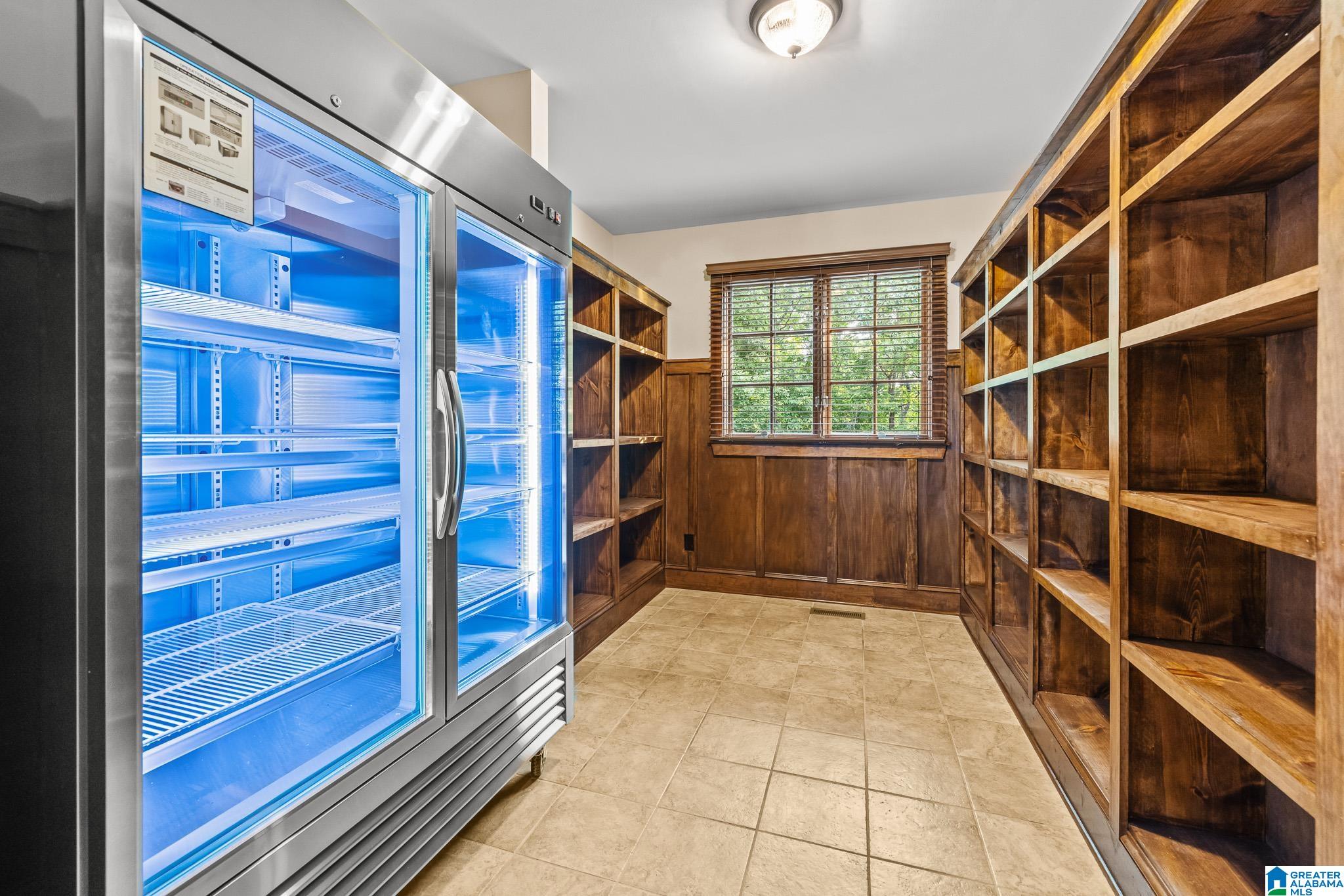 2055 RIDGE LAKE DRIVE