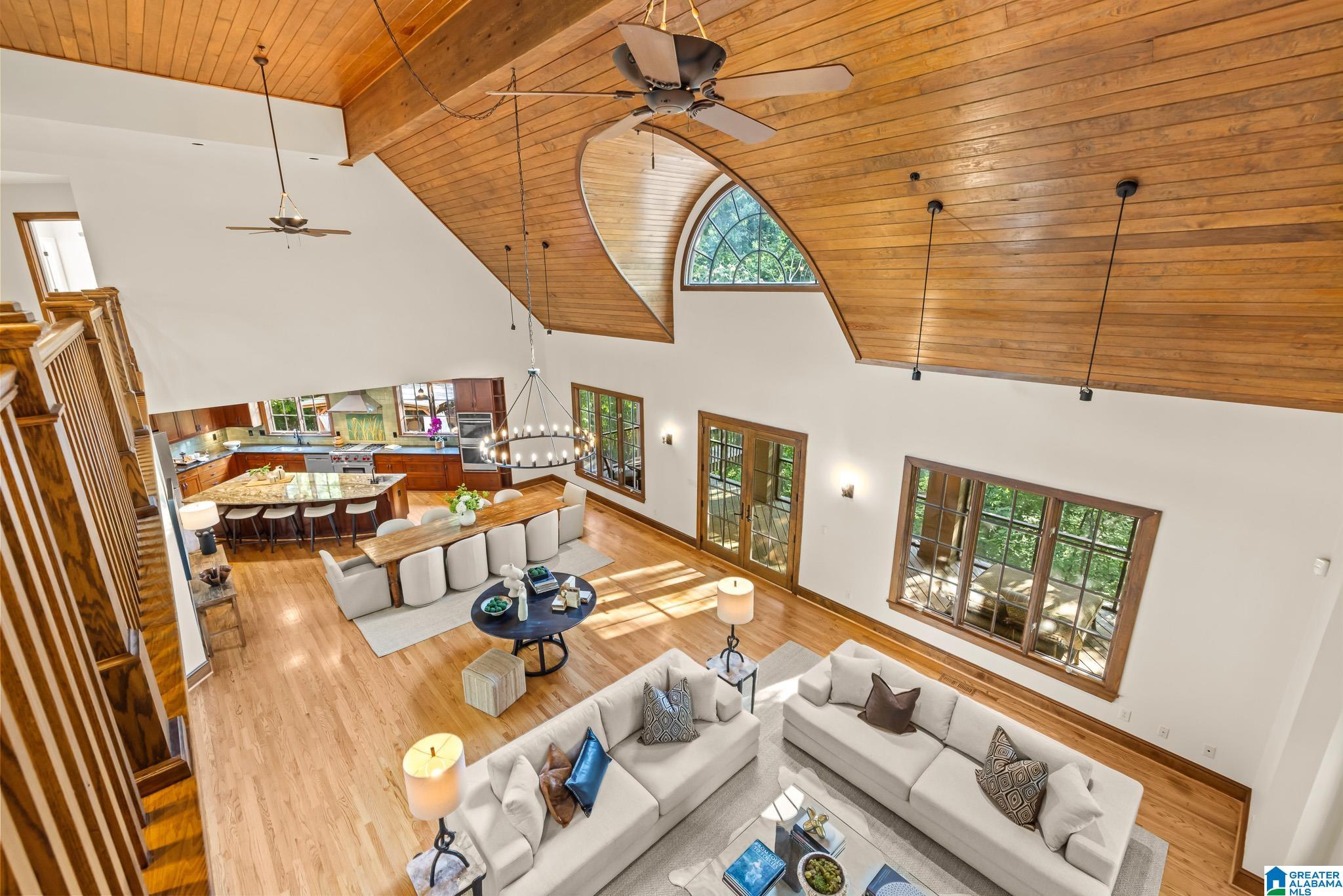 2055 RIDGE LAKE DRIVE