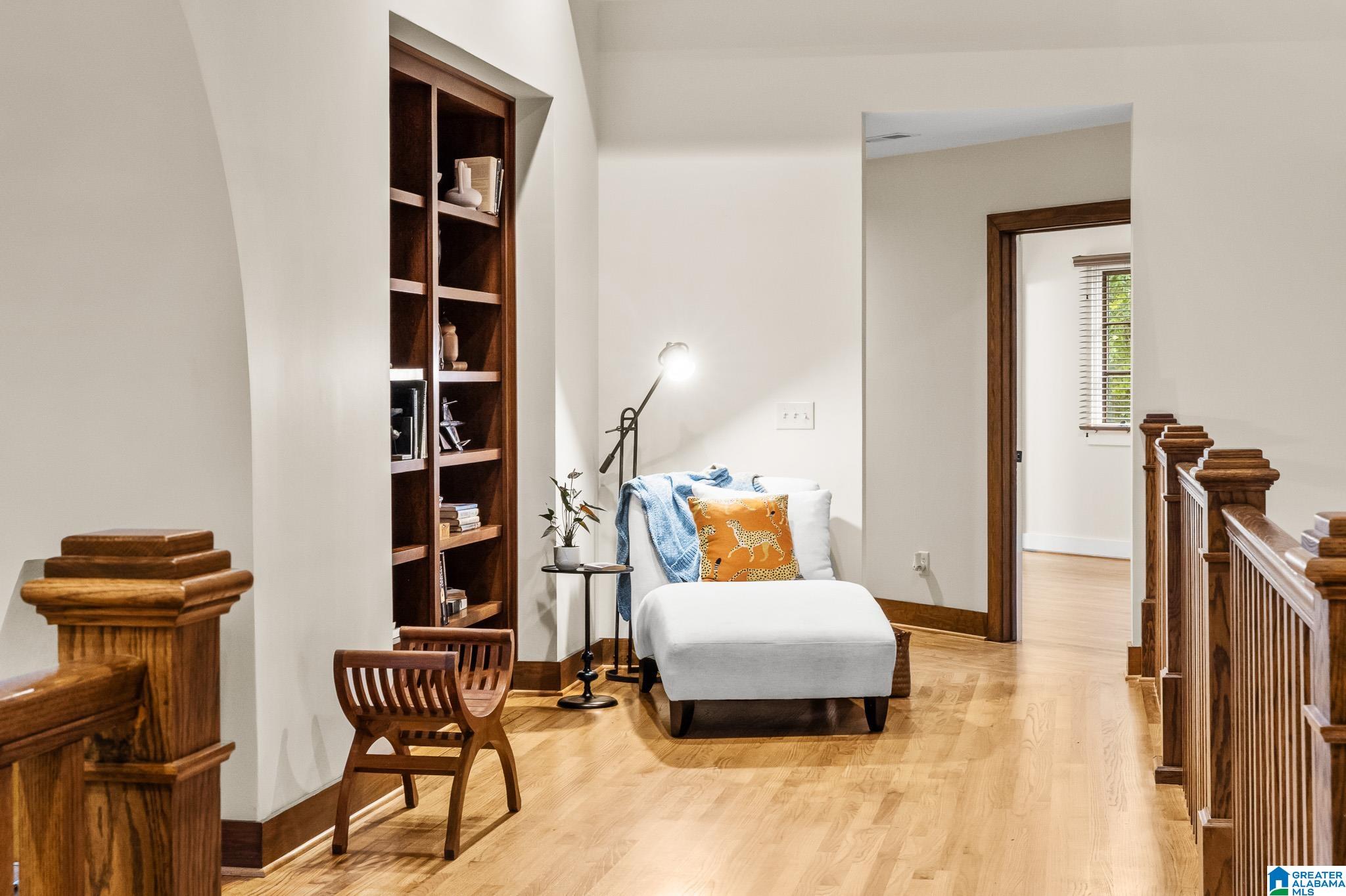 2055 RIDGE LAKE DRIVE