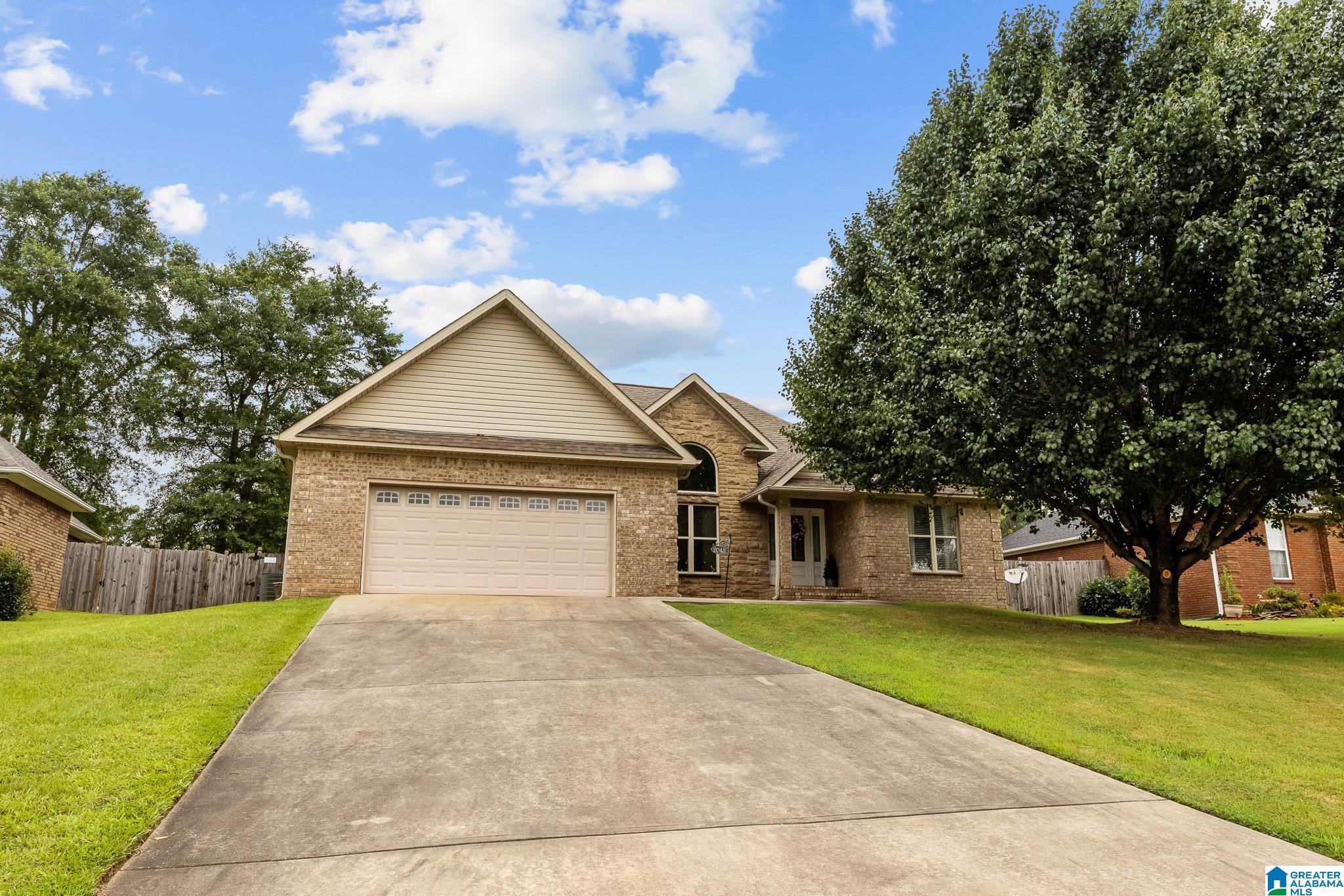 2043 MAPLEWOOD LANE