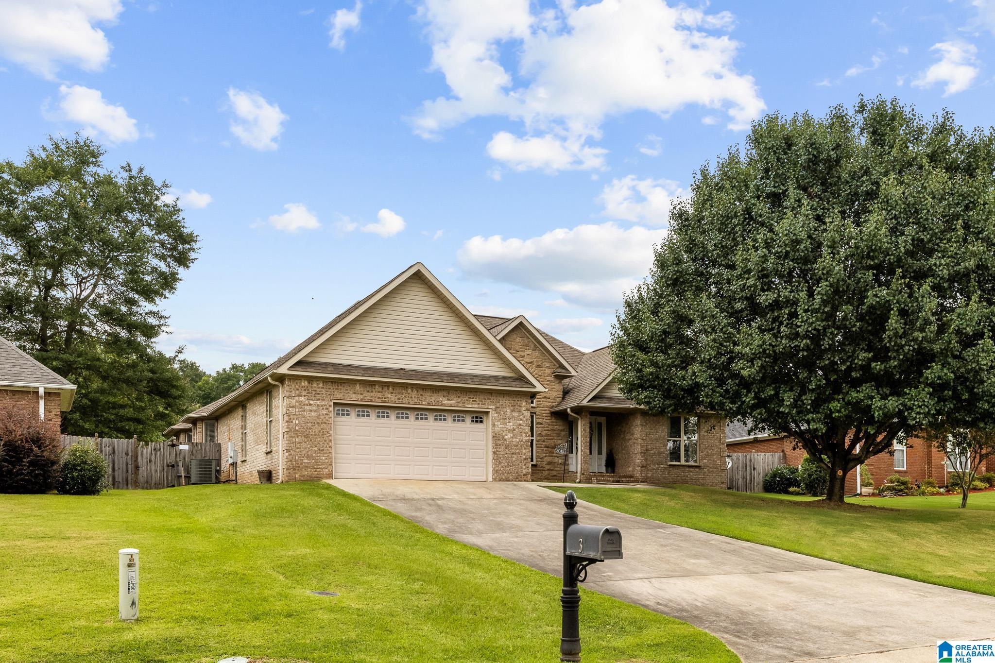 2043 MAPLEWOOD LANE