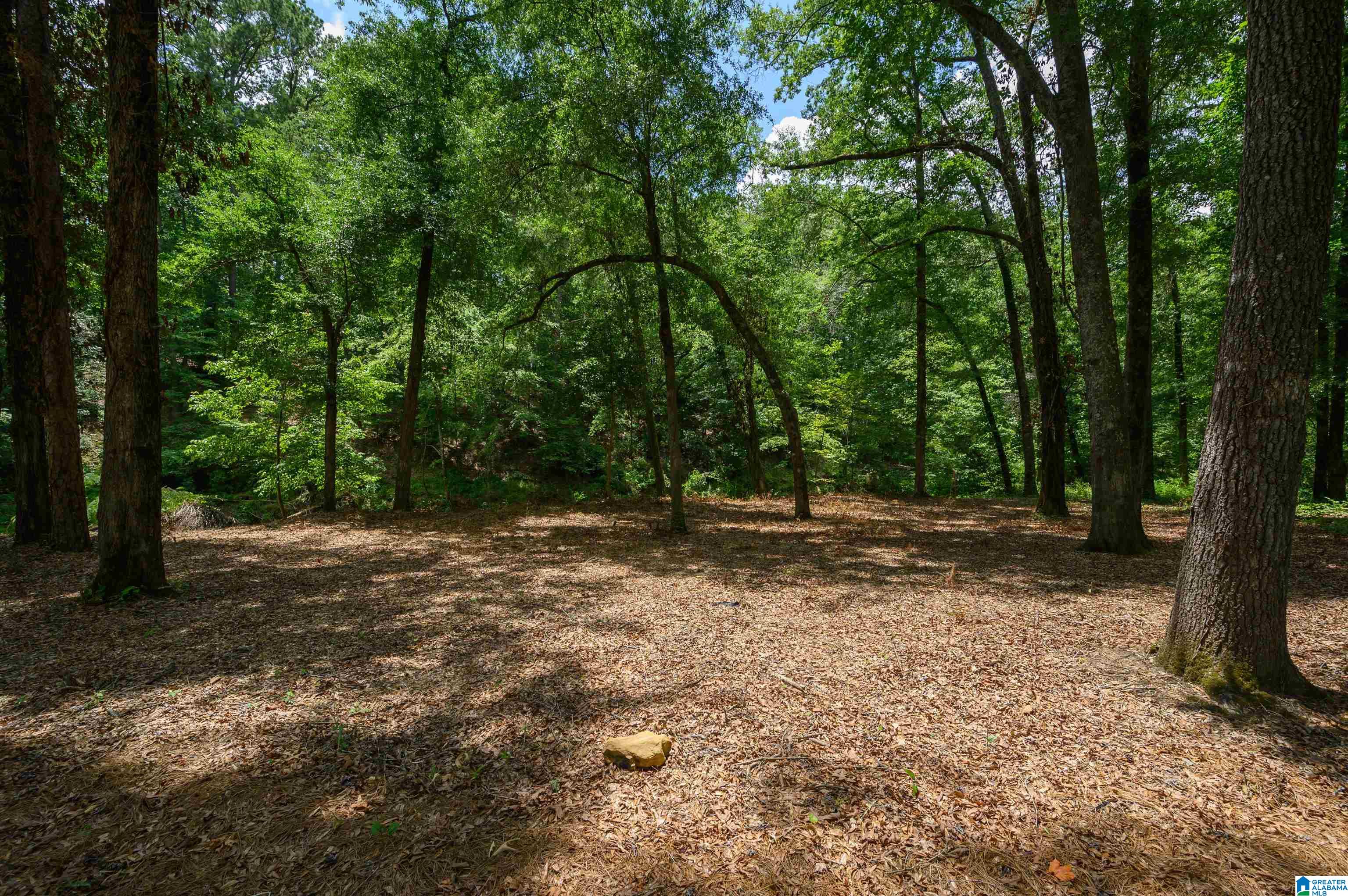 2089 HIGHLAND GATE WAY