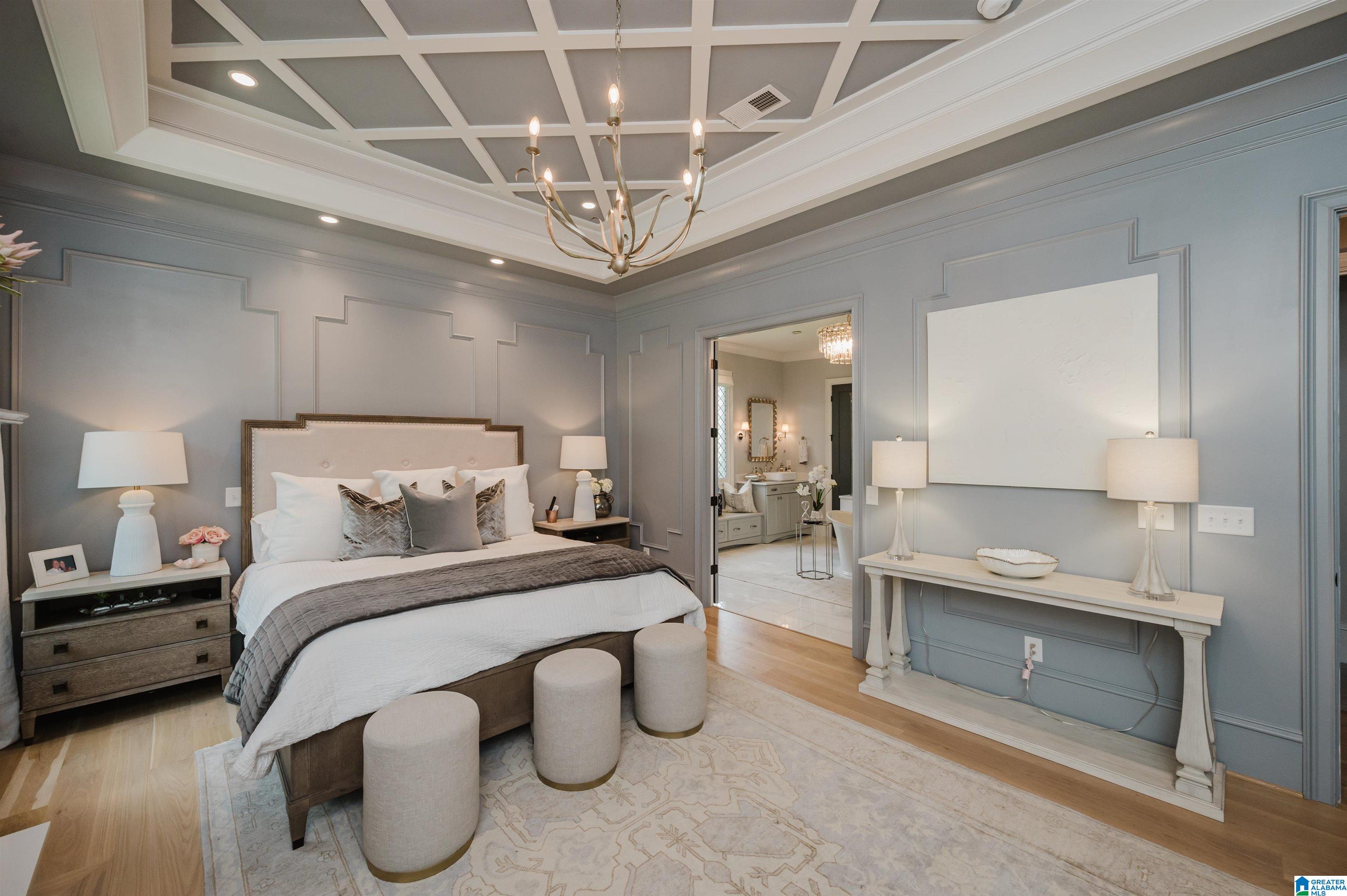 2089 HIGHLAND GATE WAY