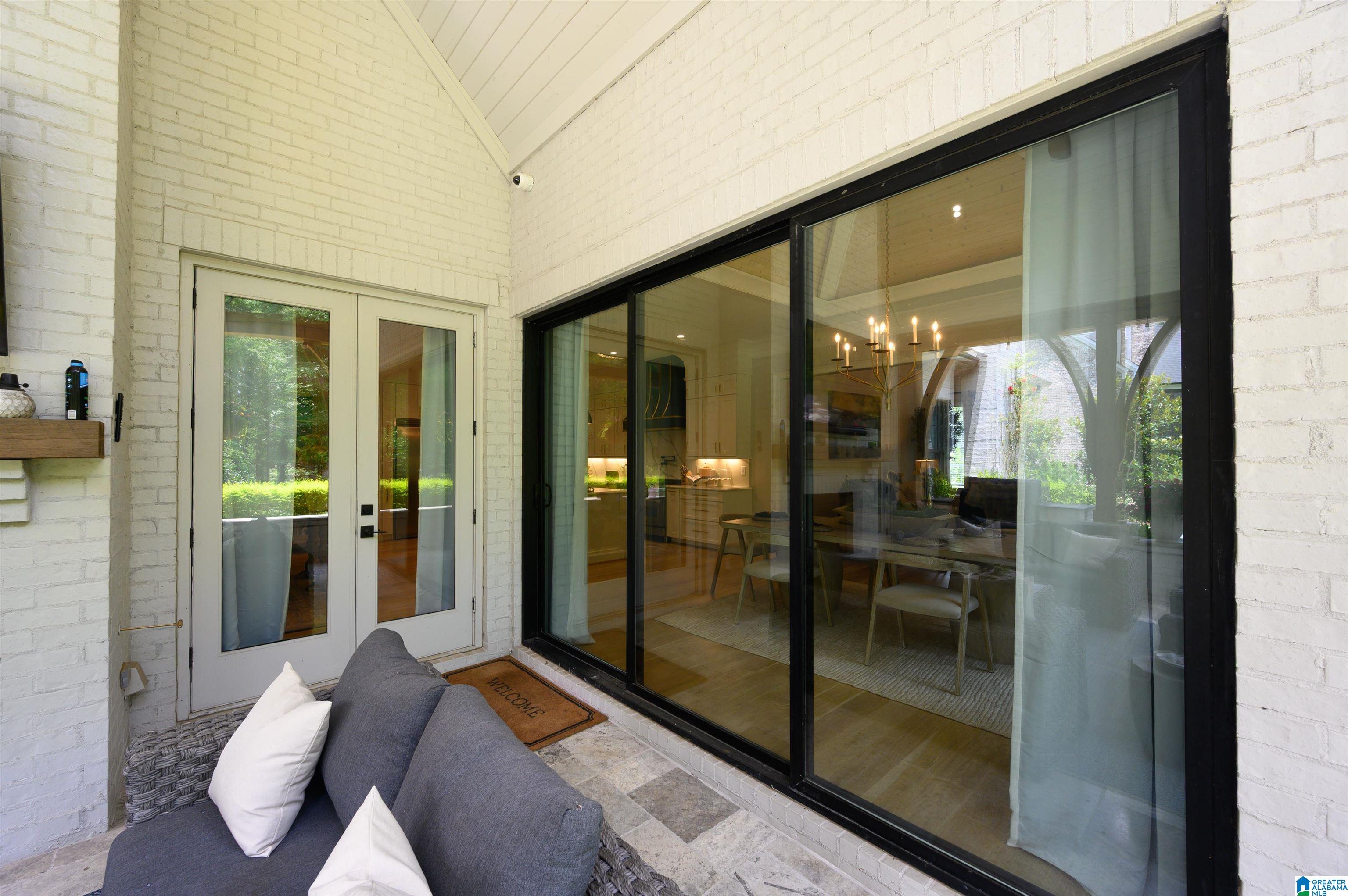 2089 HIGHLAND GATE WAY