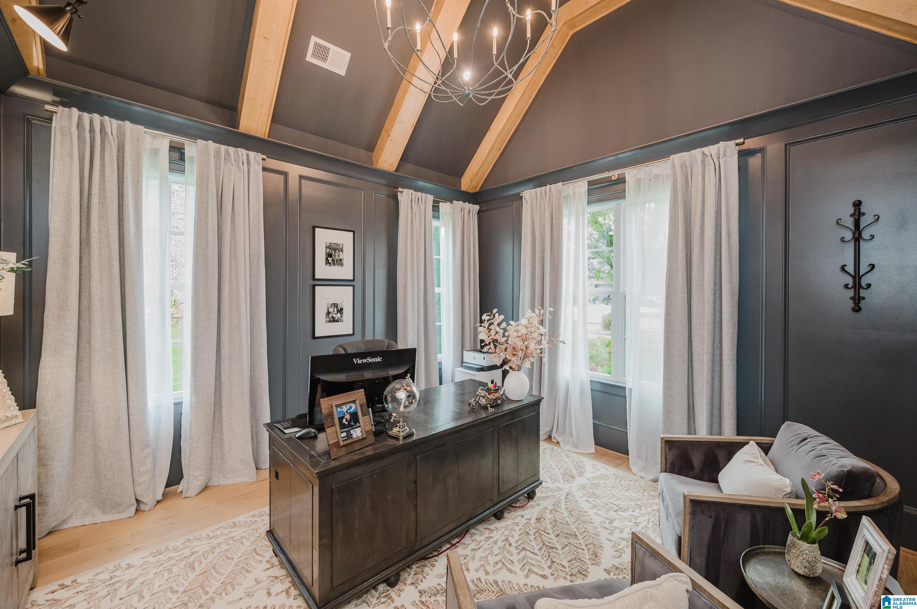 2089 HIGHLAND GATE WAY