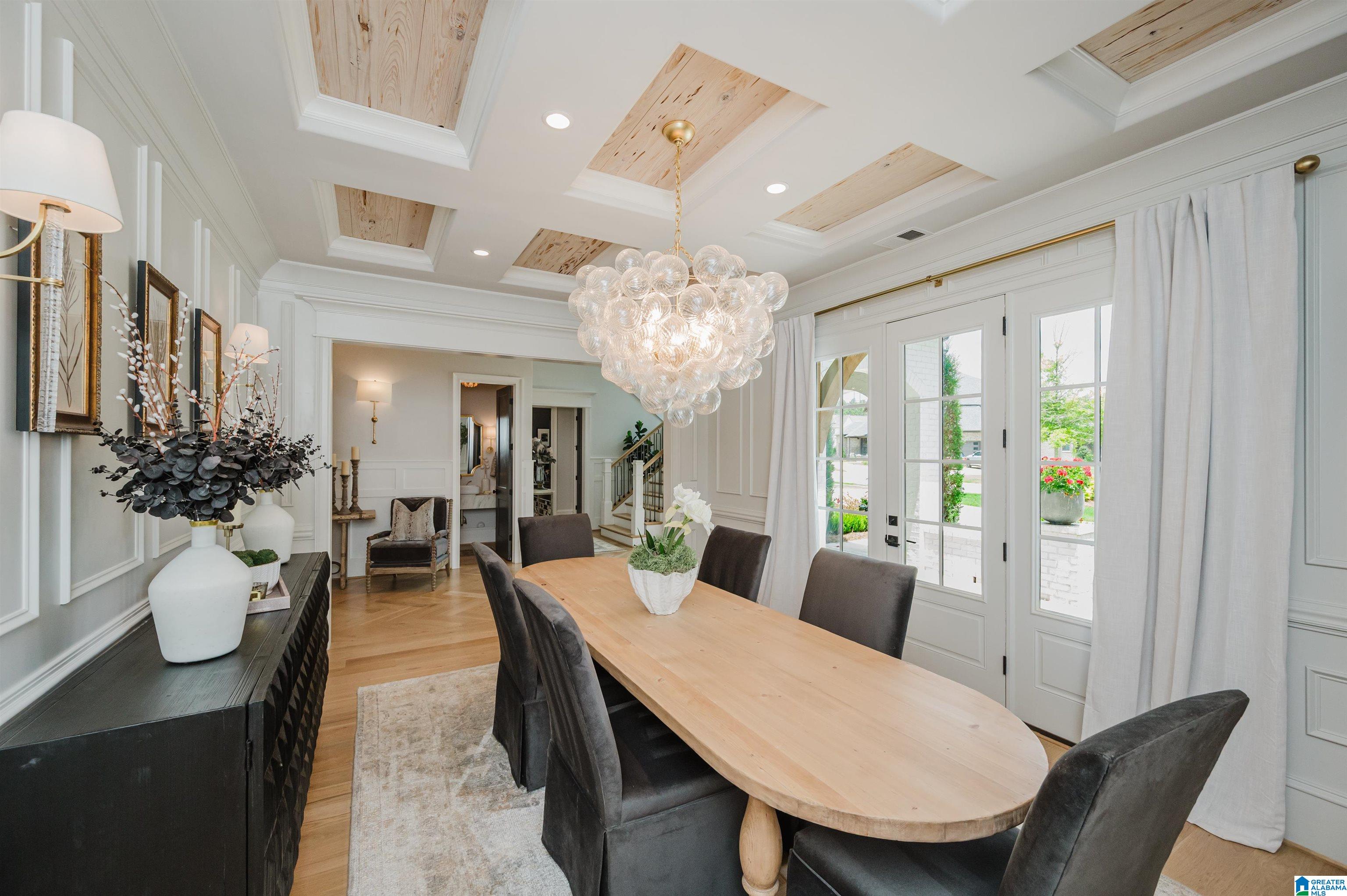 2089 HIGHLAND GATE WAY