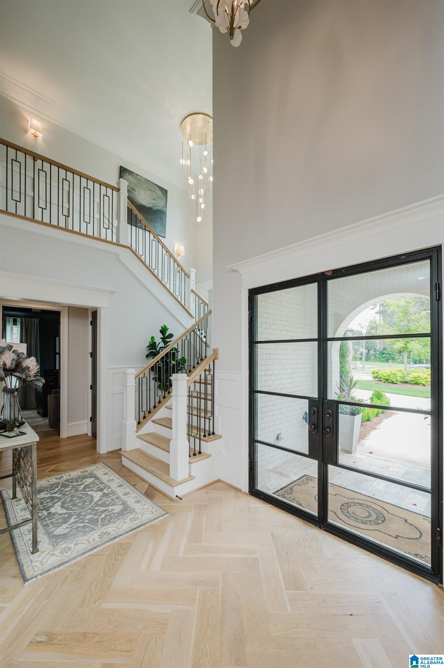 2089 HIGHLAND GATE WAY