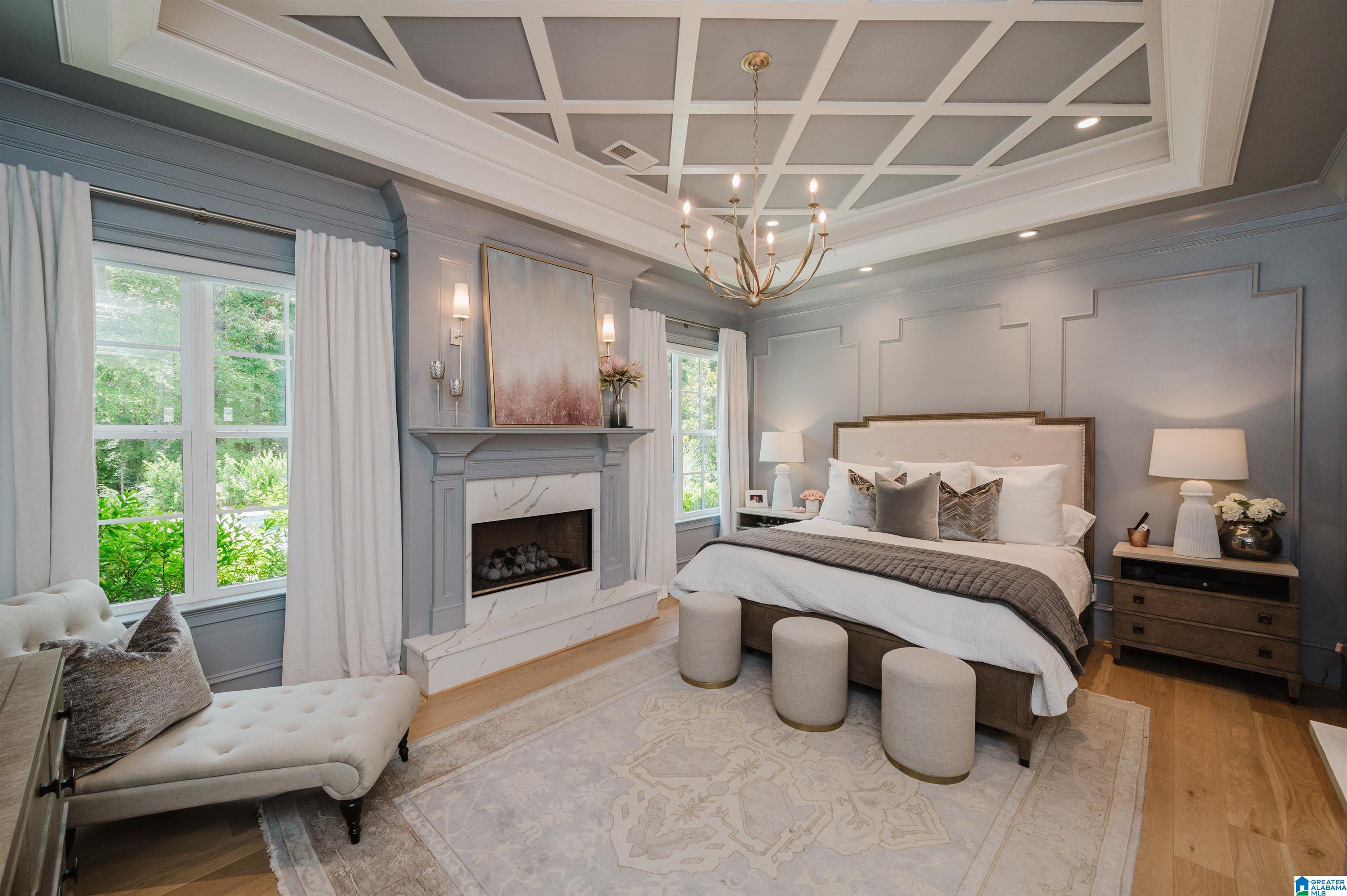 2089 HIGHLAND GATE WAY