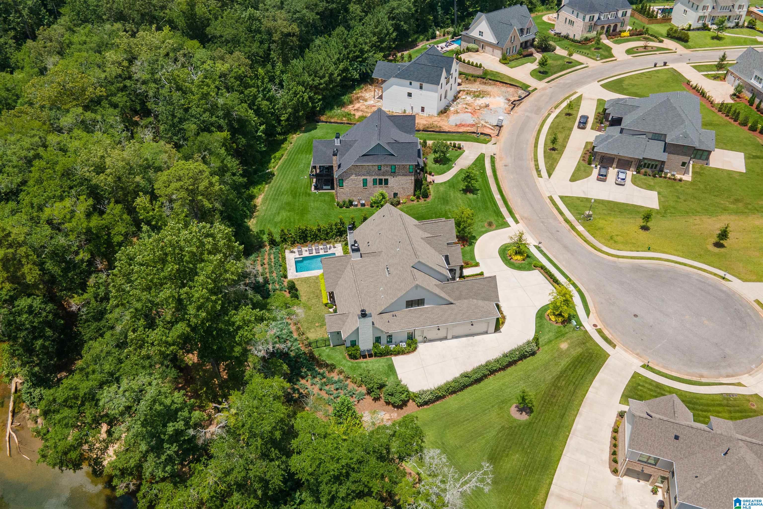 2089 HIGHLAND GATE WAY