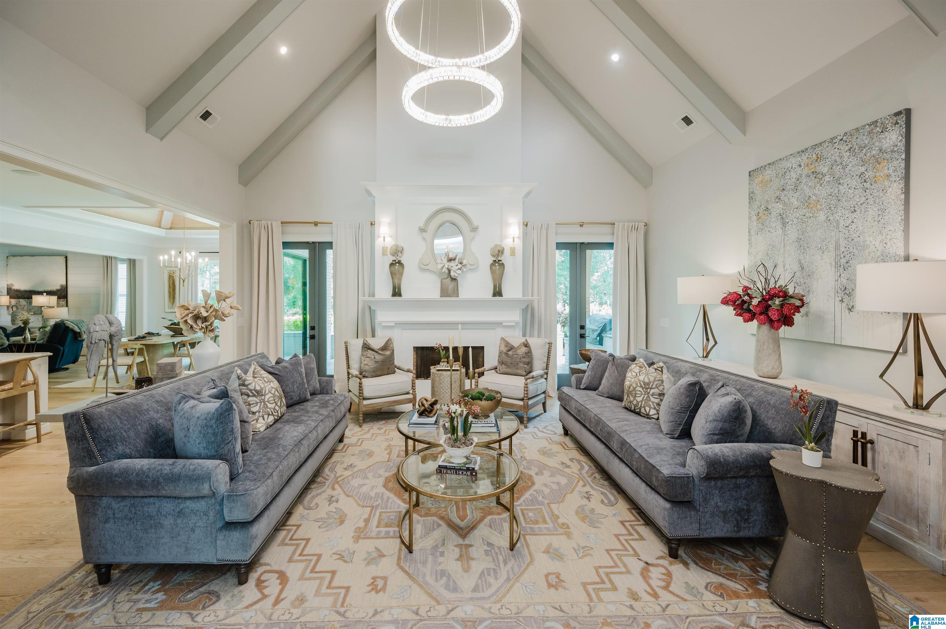 2089 HIGHLAND GATE WAY