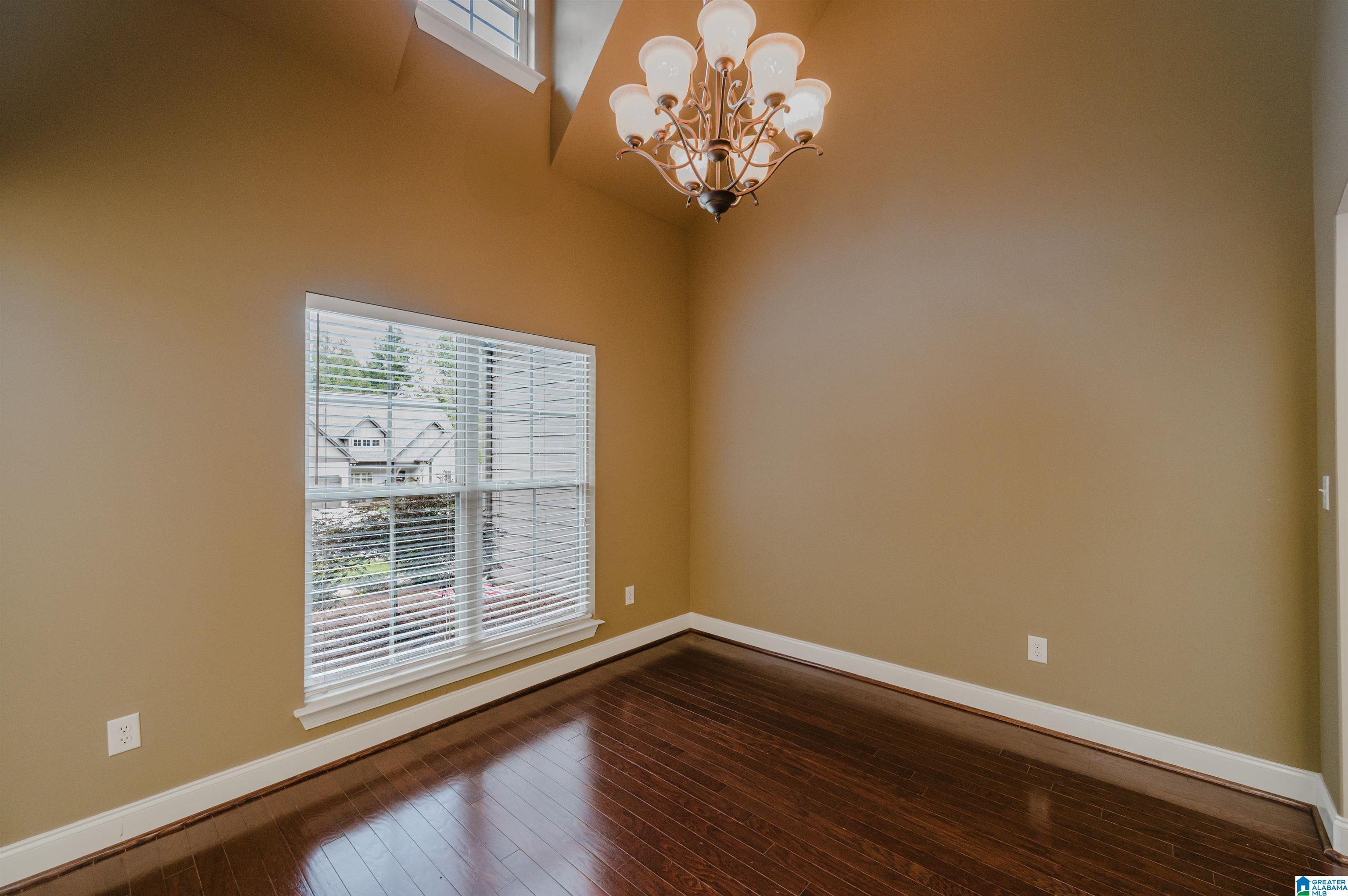 205 PERTHSHIRE COVE