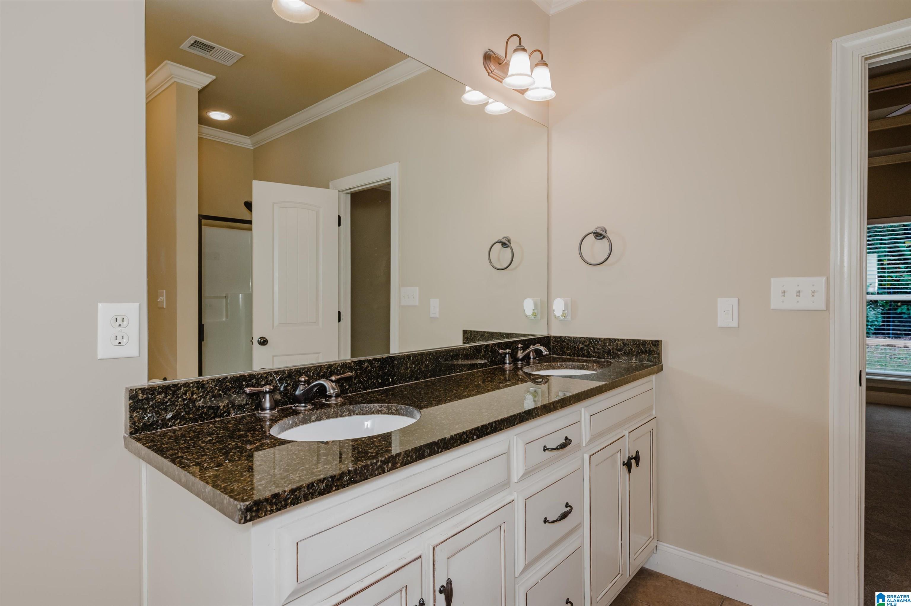 205 PERTHSHIRE COVE