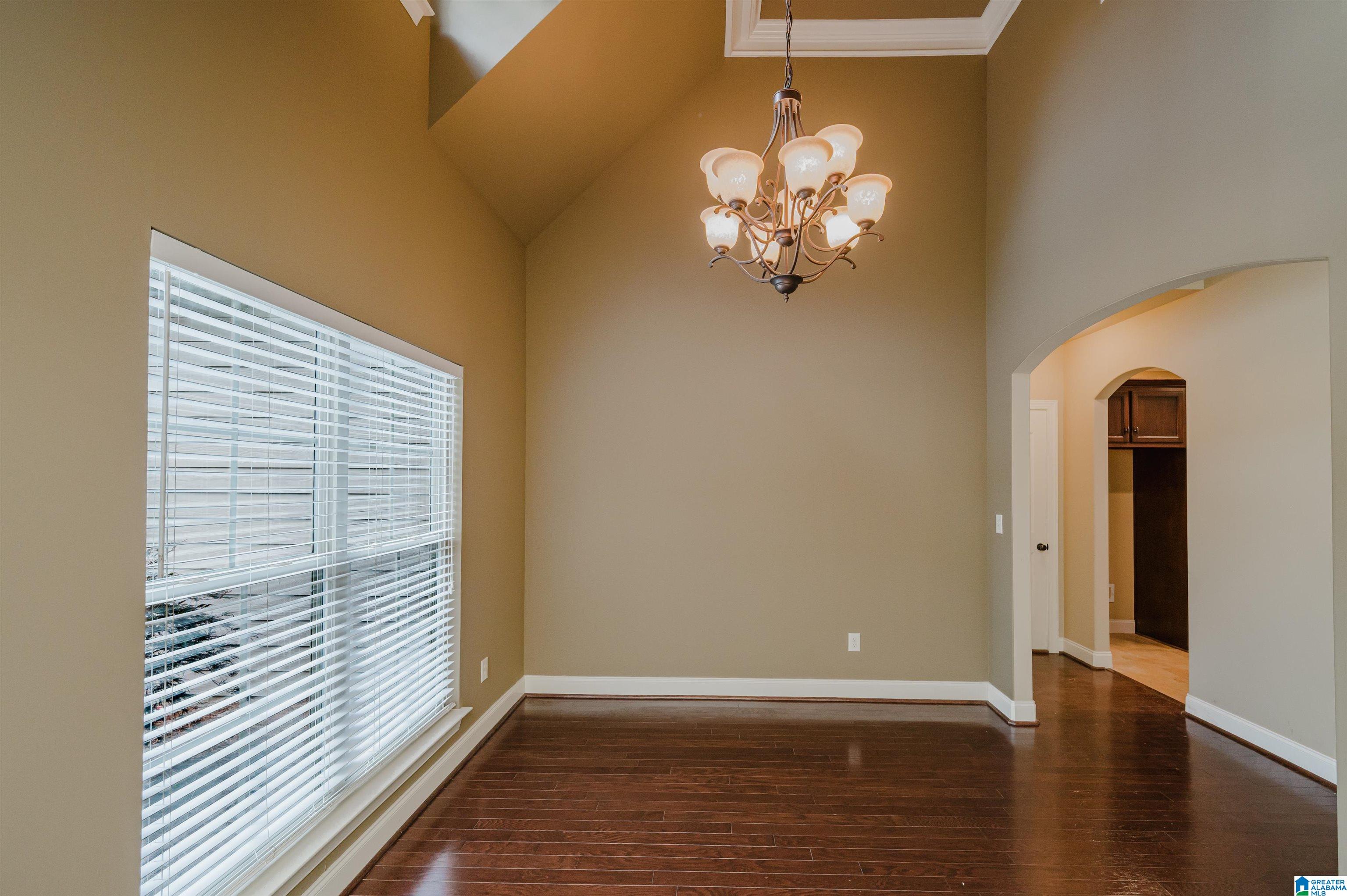 205 PERTHSHIRE COVE
