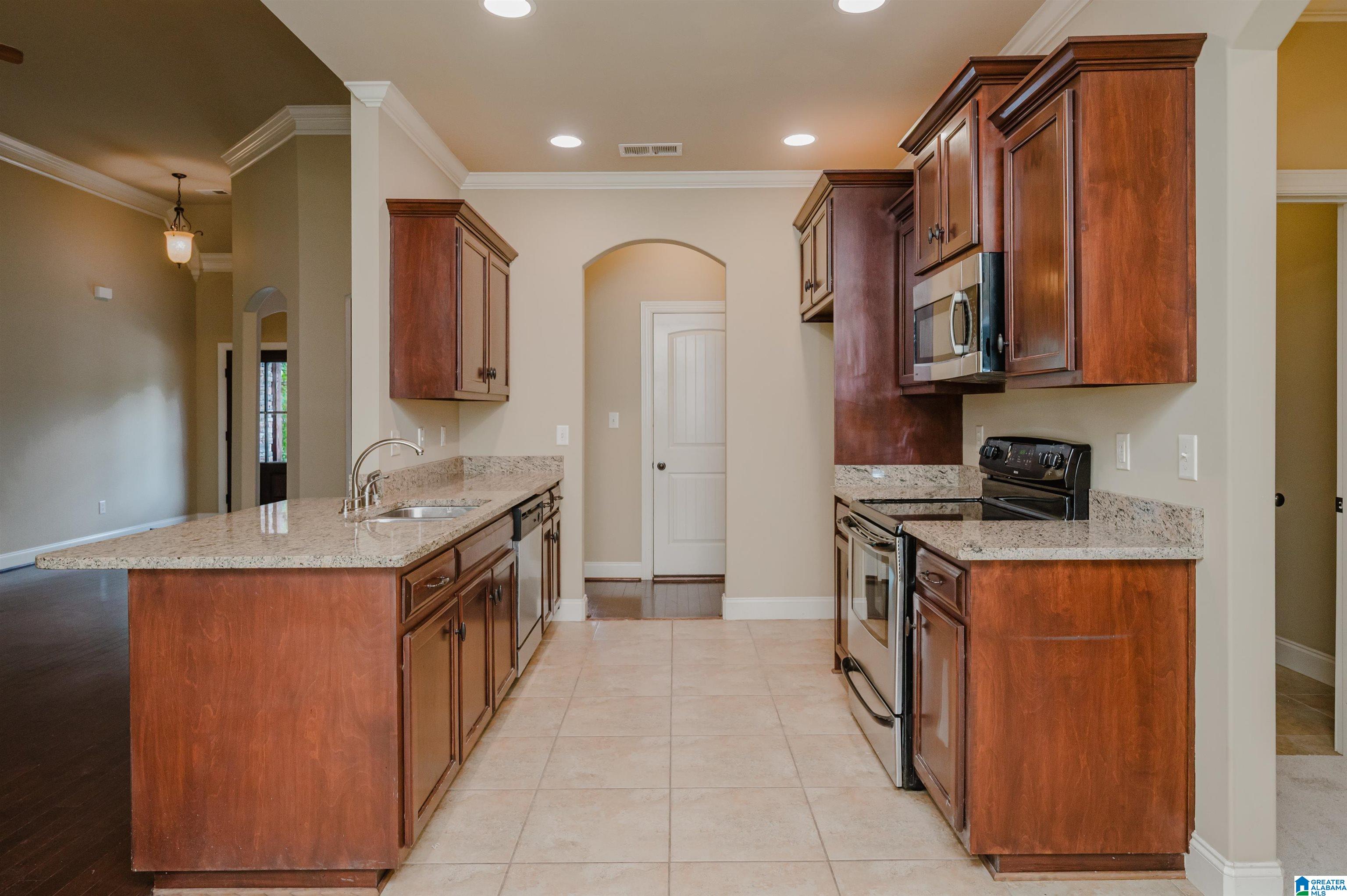 205 PERTHSHIRE COVE