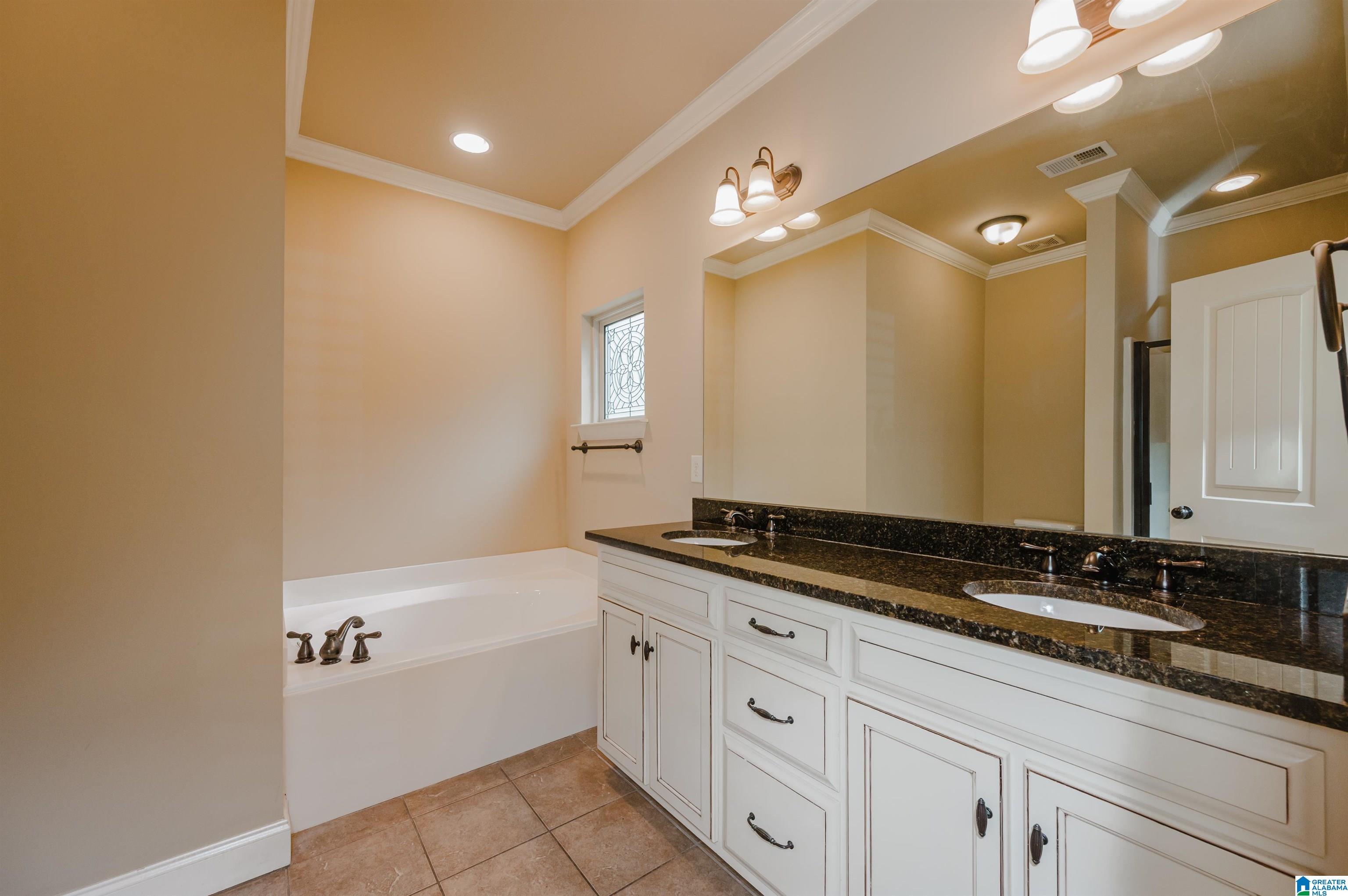 205 PERTHSHIRE COVE