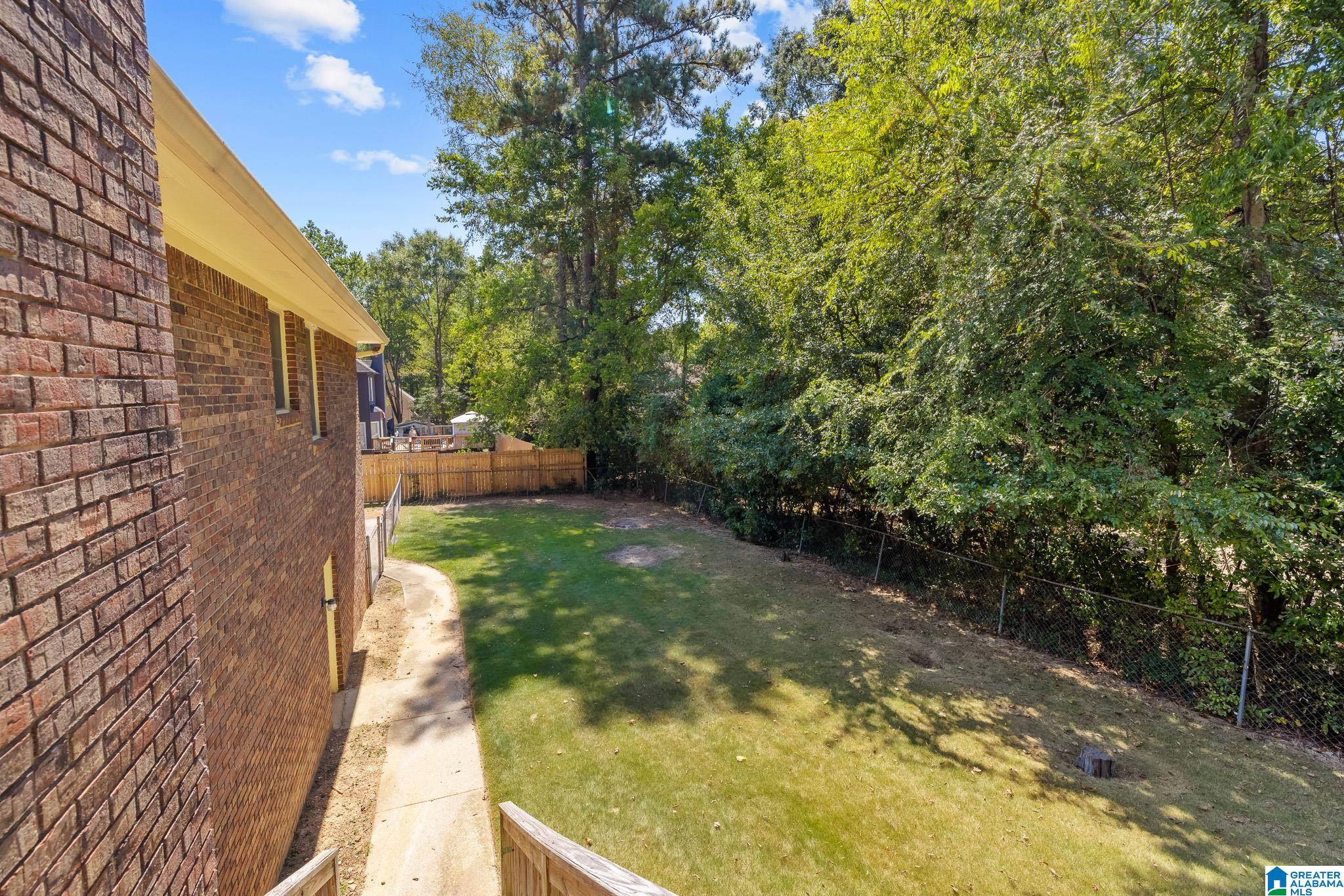 2601 DIAMOND CIRCLE