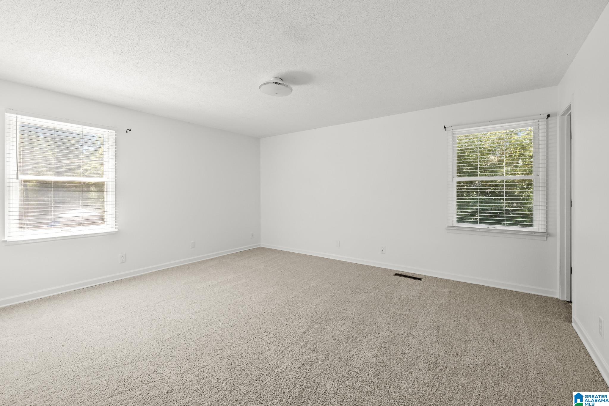2601 DIAMOND CIRCLE