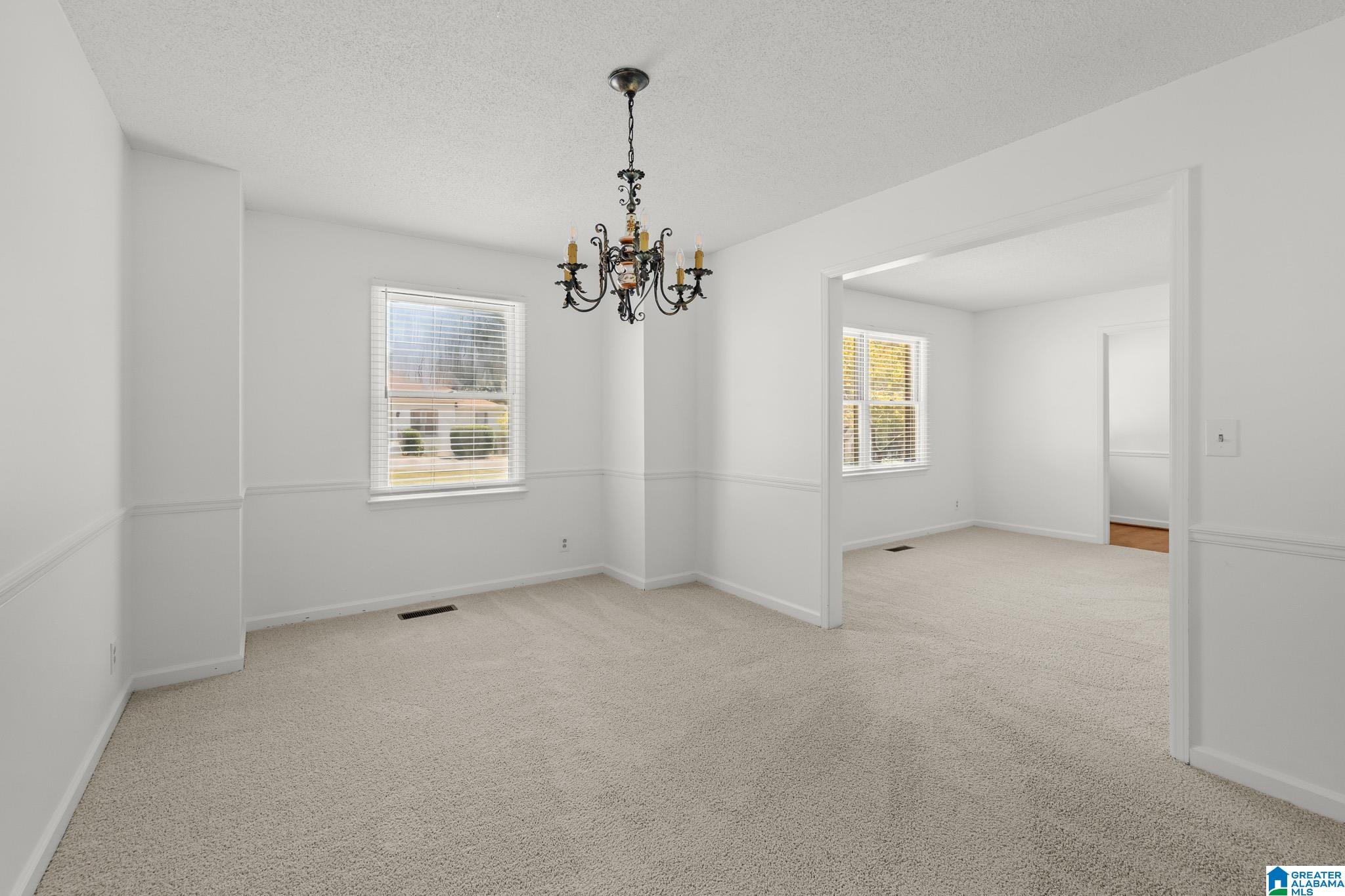 2601 DIAMOND CIRCLE