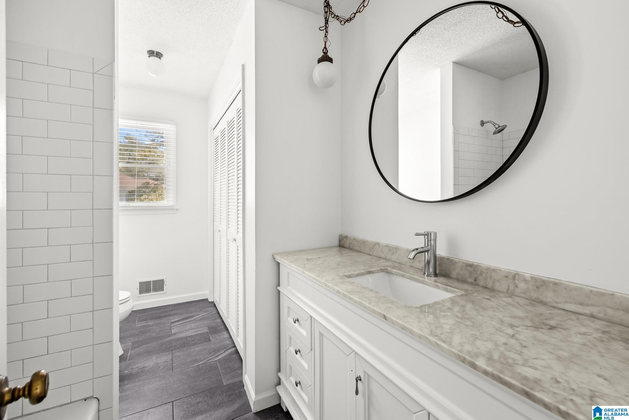 2601 DIAMOND CIRCLE